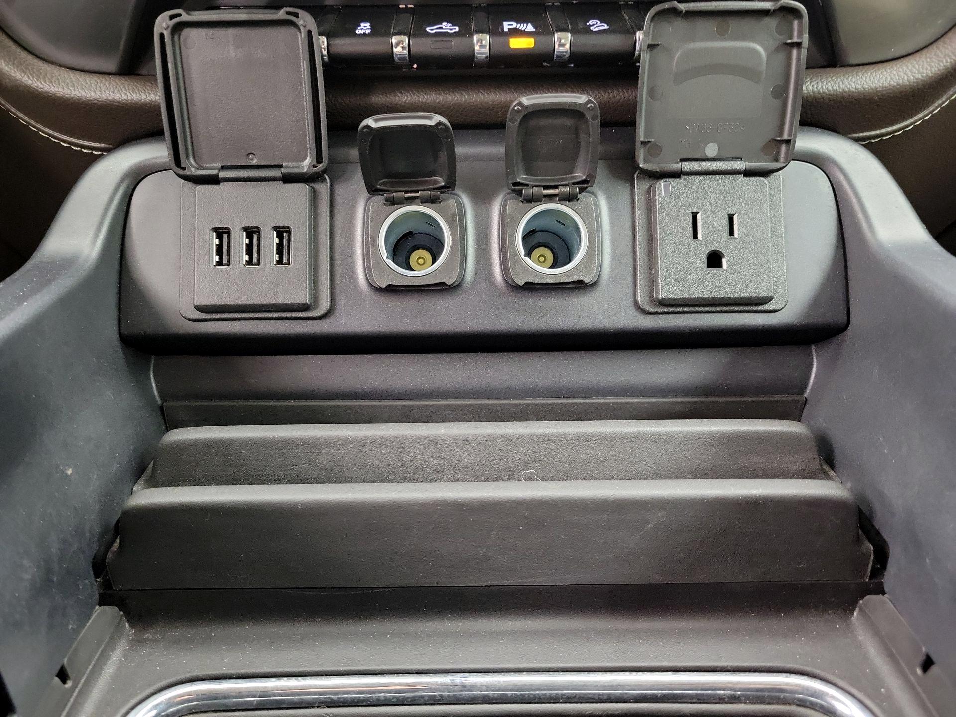 Thumbnail: 2015 Chevrolet Silverado 2500 - 18