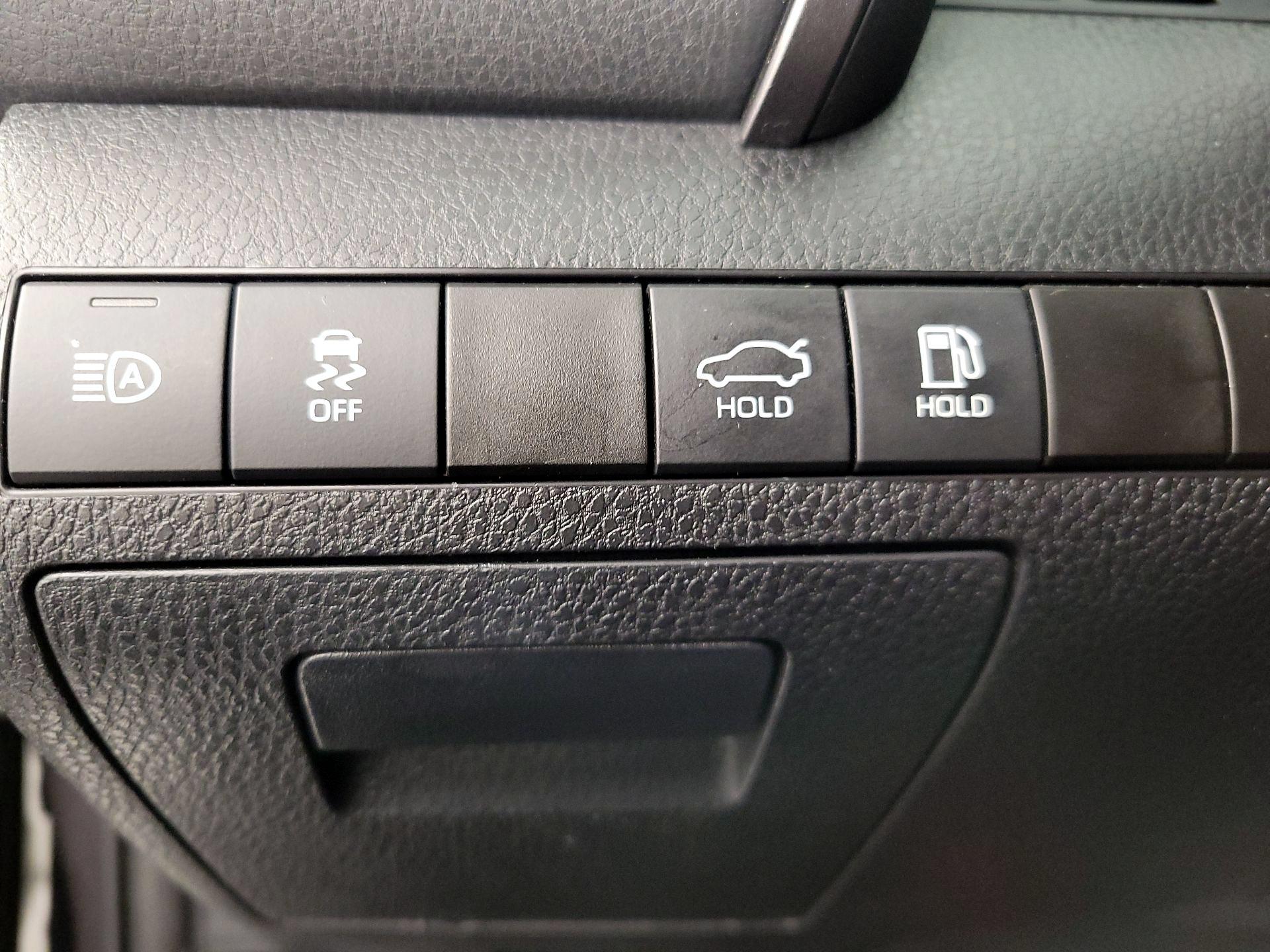 Thumbnail: 2023 Toyota Camry - 13