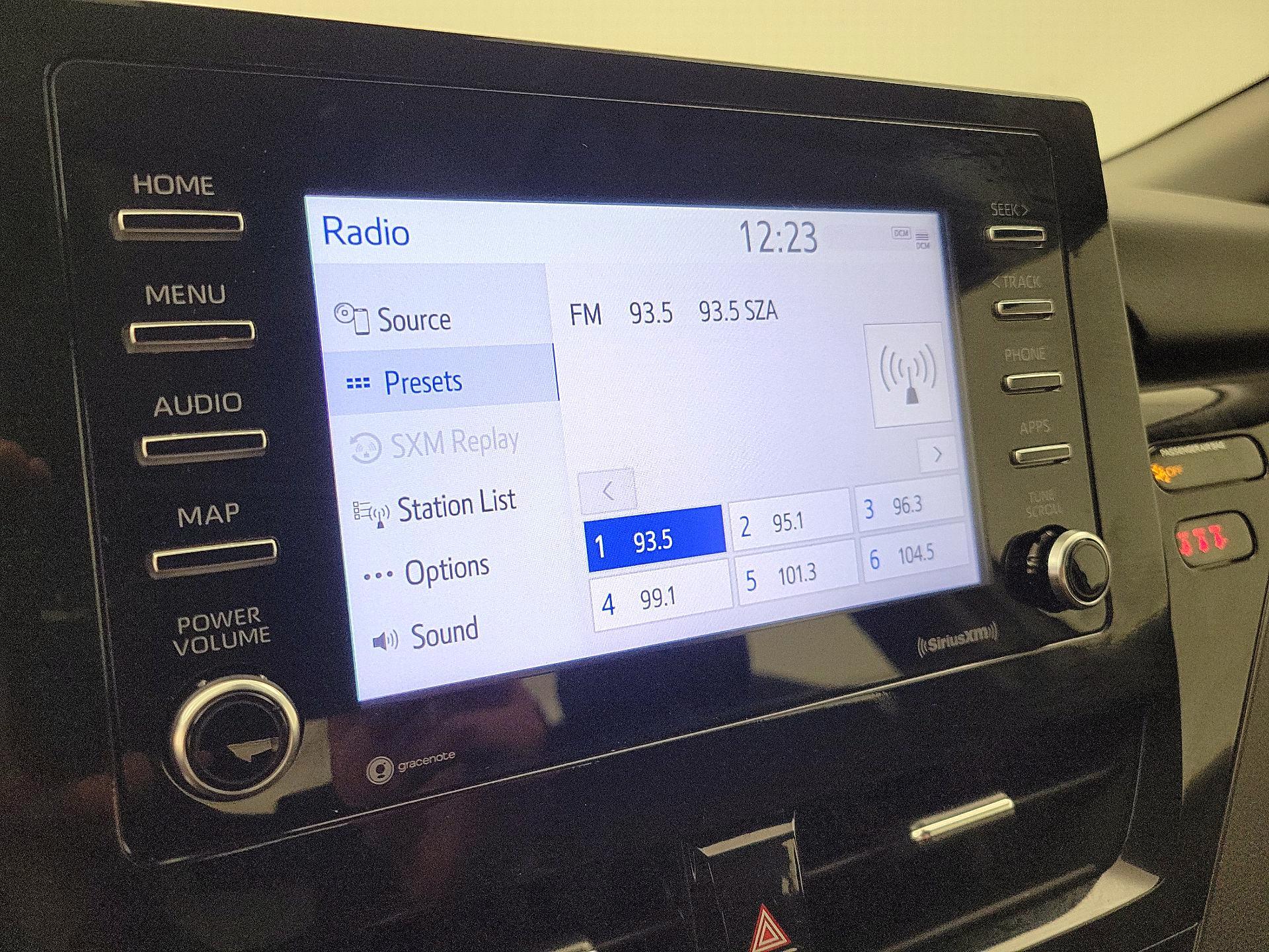 Thumbnail: 2023 Toyota Camry - 15