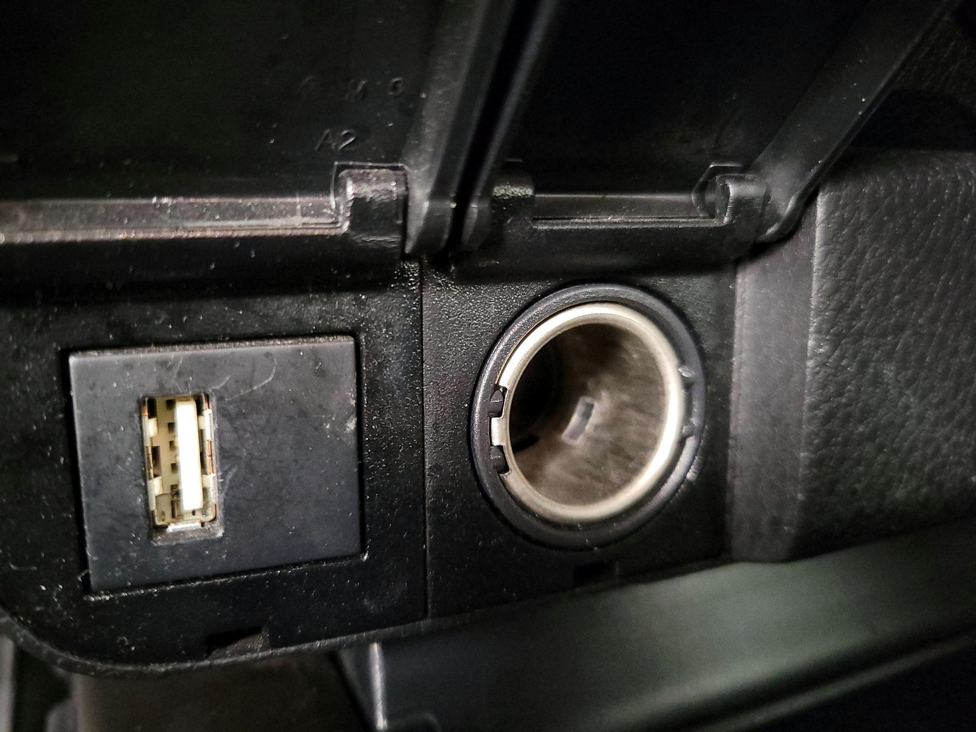 Thumbnail: 2023 Toyota Camry - 18