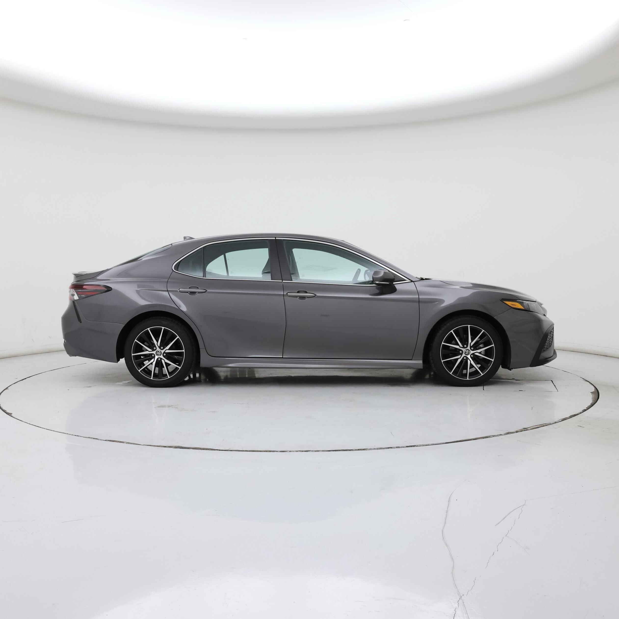 Thumbnail: 2023 Toyota Camry - 7