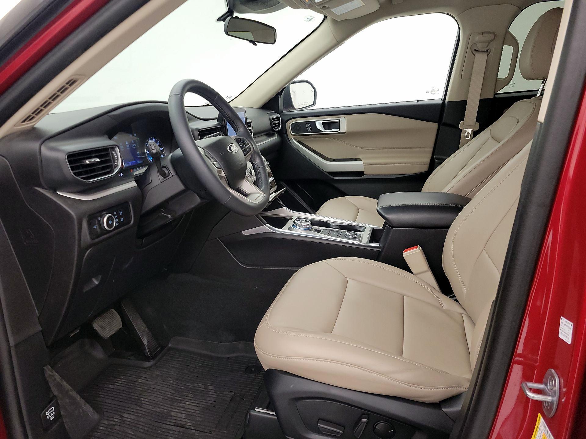 Thumbnail: 2023 Ford Explorer - 11