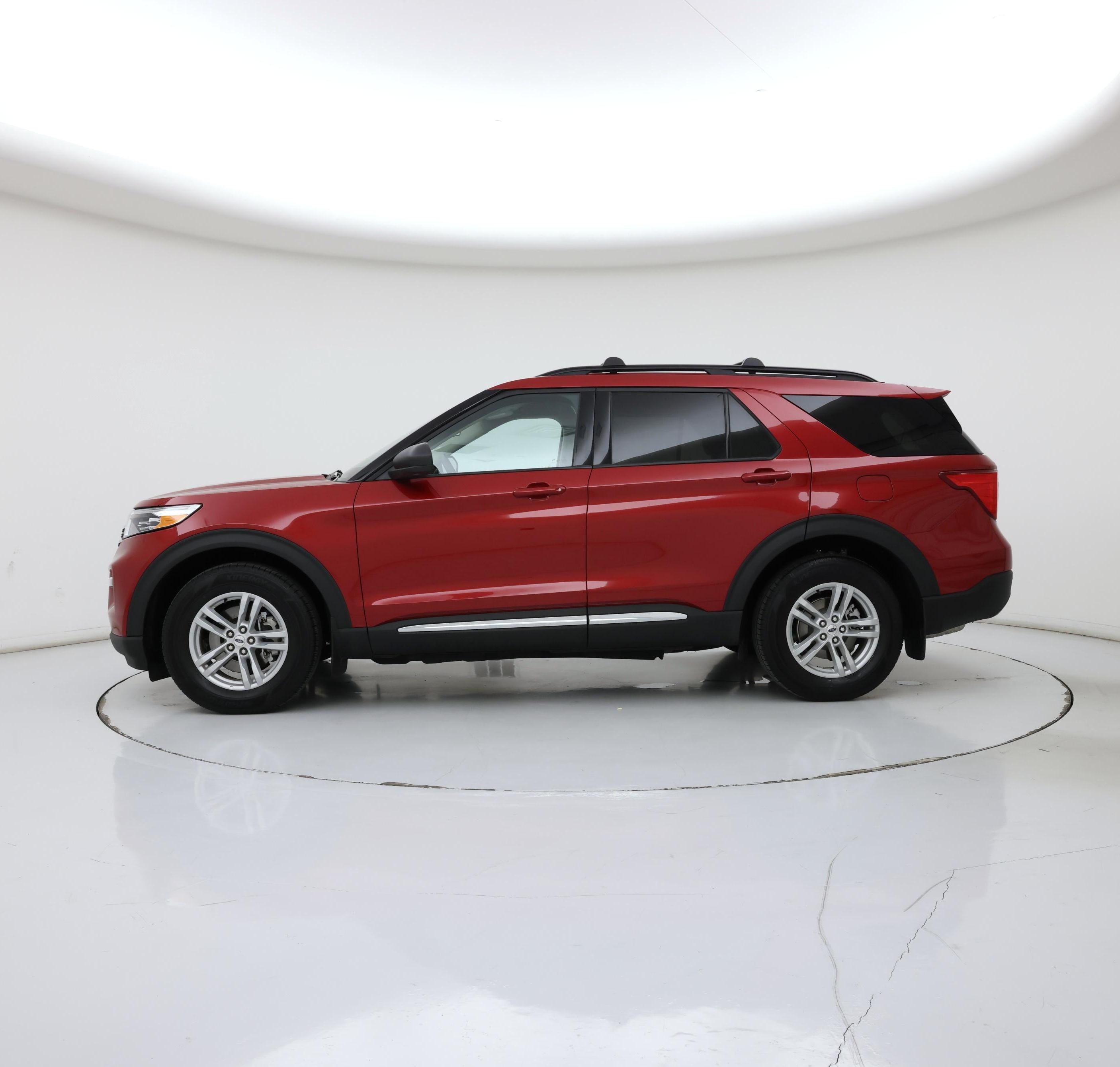 Thumbnail: 2023 Ford Explorer - 3