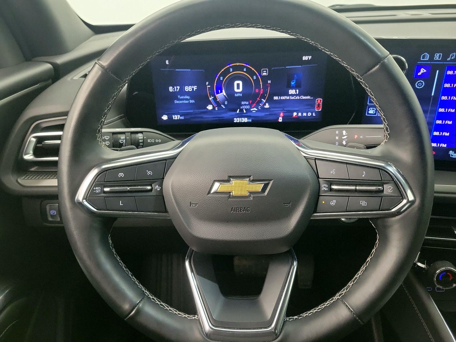 Thumbnail: 2024 Chevrolet Traverse - 10