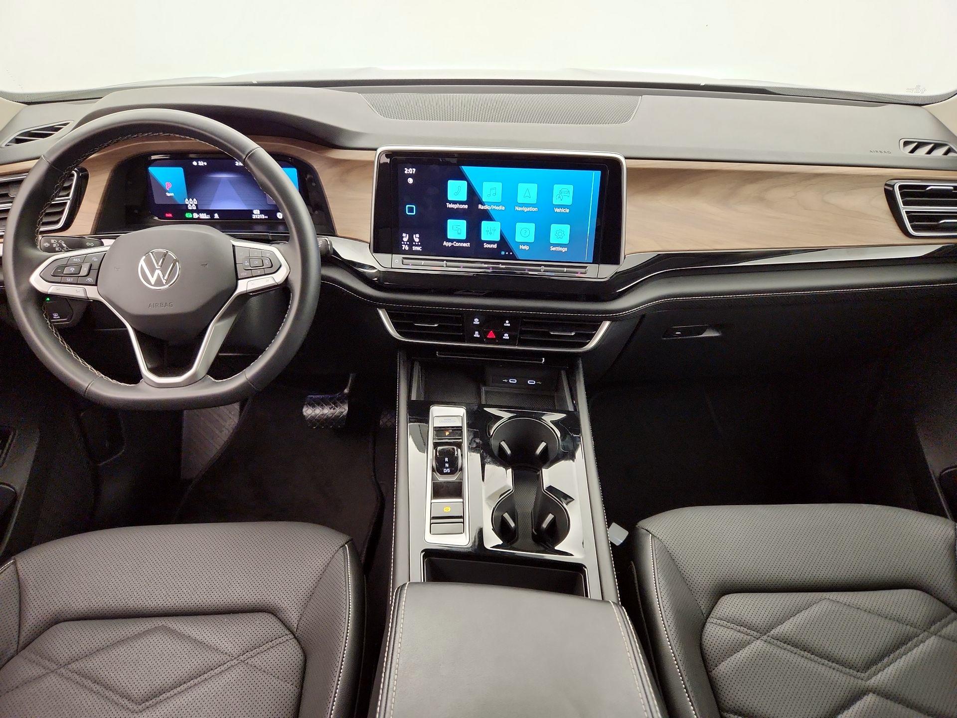 Thumbnail: 2024 Volkswagen Atlas - 9