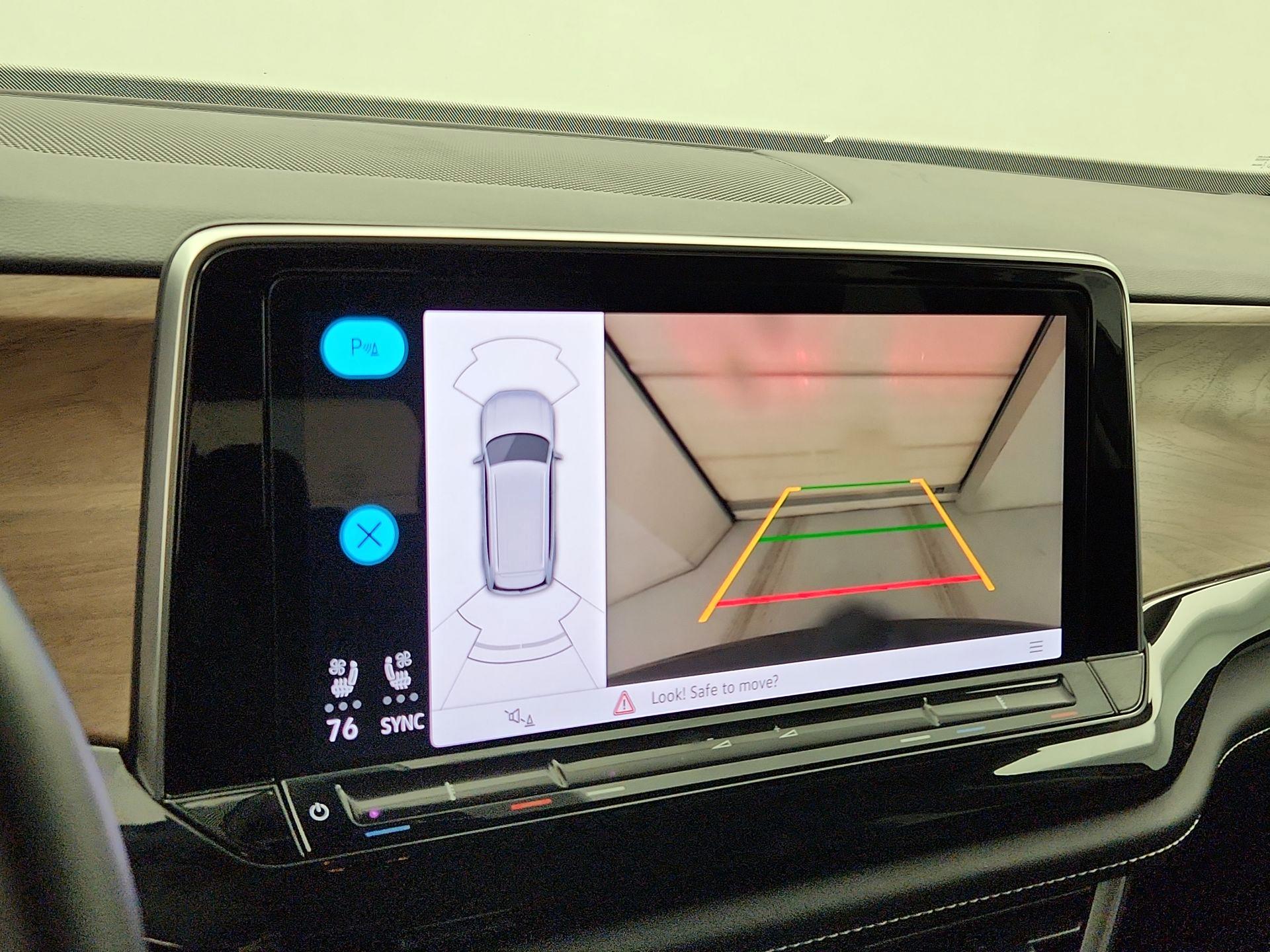 Thumbnail: 2024 Volkswagen Atlas - 15