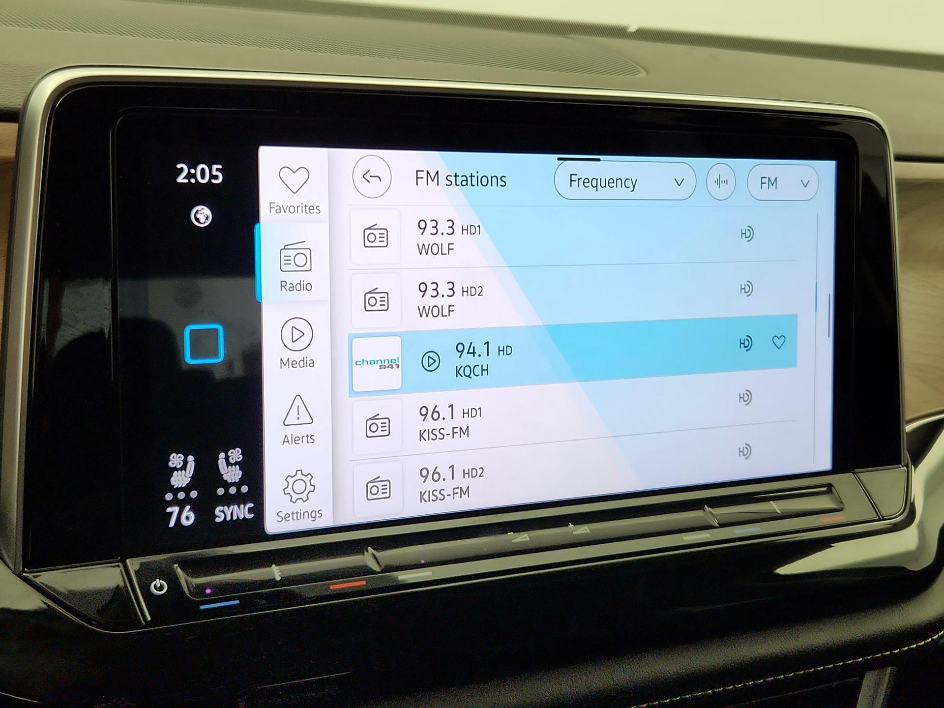 Thumbnail: 2024 Volkswagen Atlas - 16