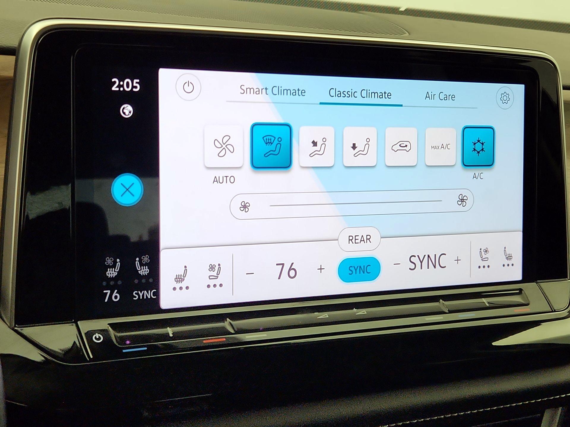 Thumbnail: 2024 Volkswagen Atlas - 17