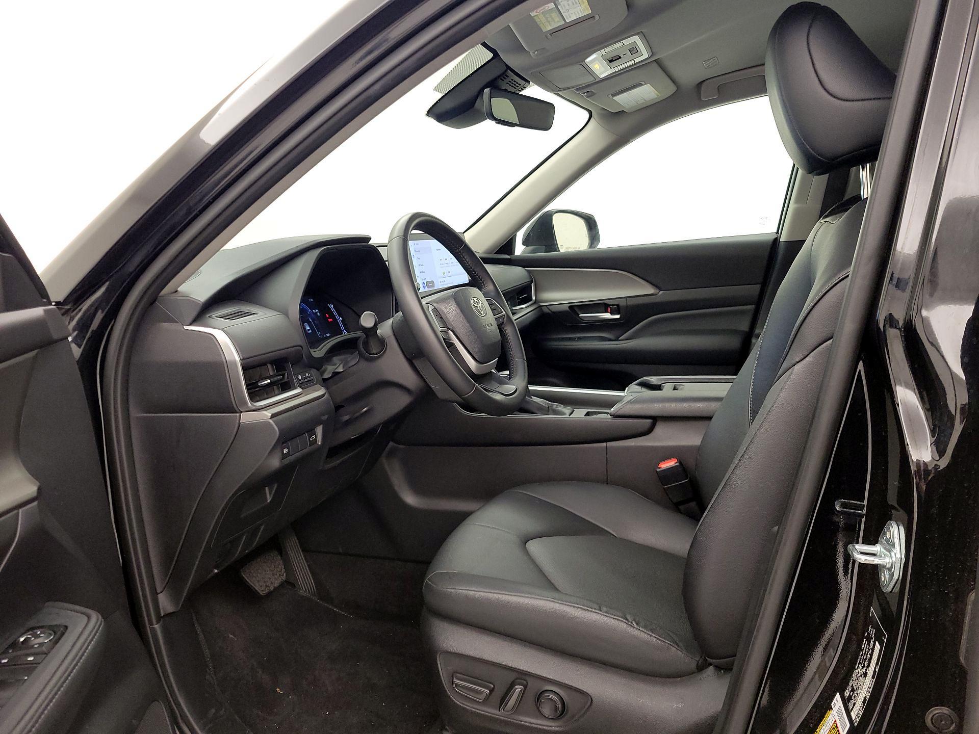 Thumbnail: 2025 Toyota Grand Highlander - 11