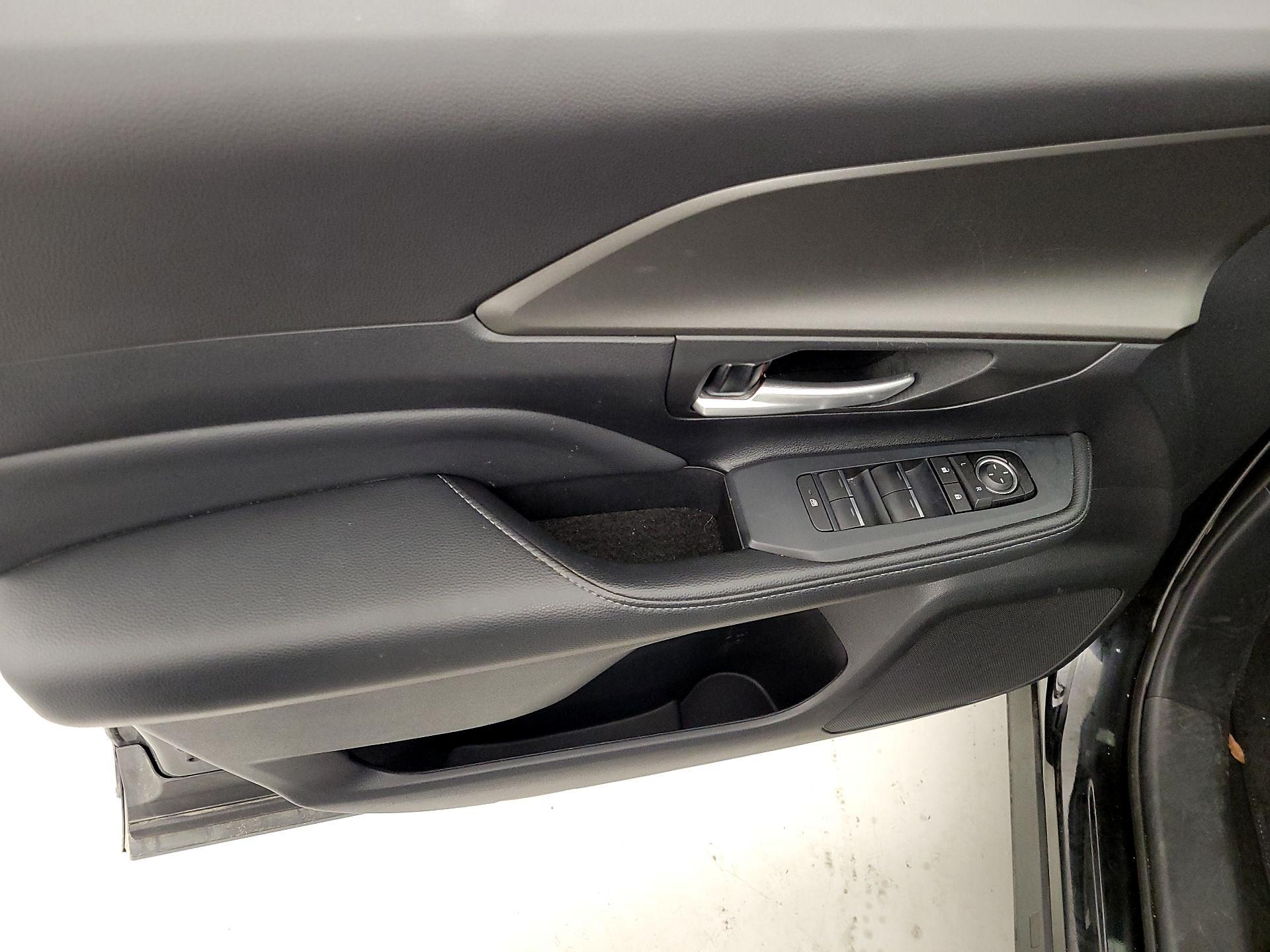 Thumbnail: 2025 Toyota Grand Highlander - 12