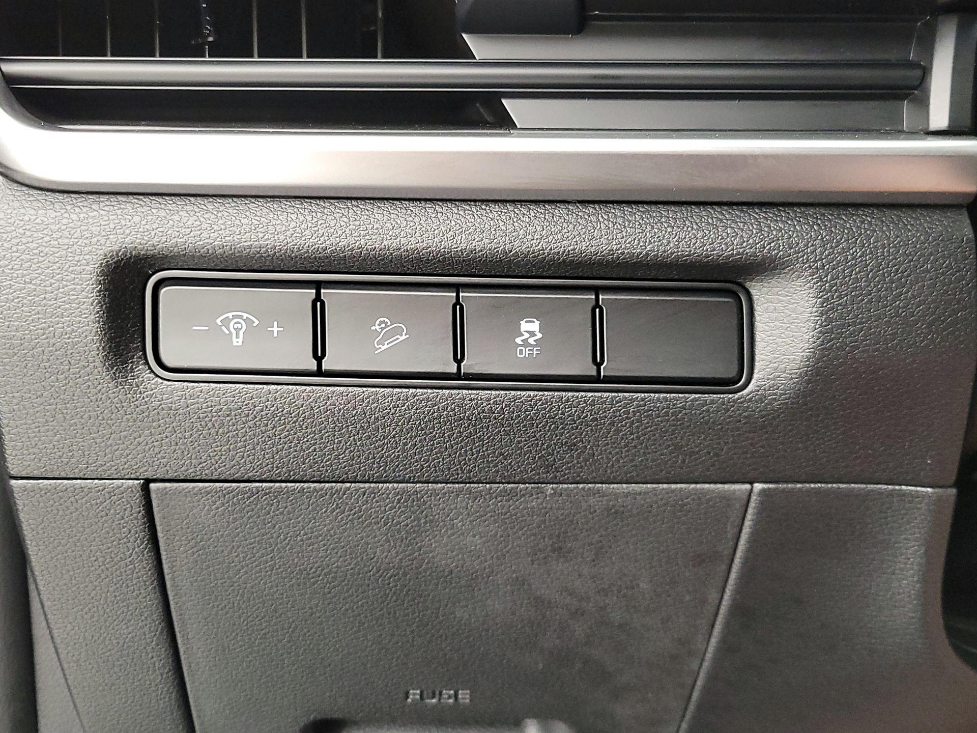 Thumbnail: 2024 Kia Telluride - 13