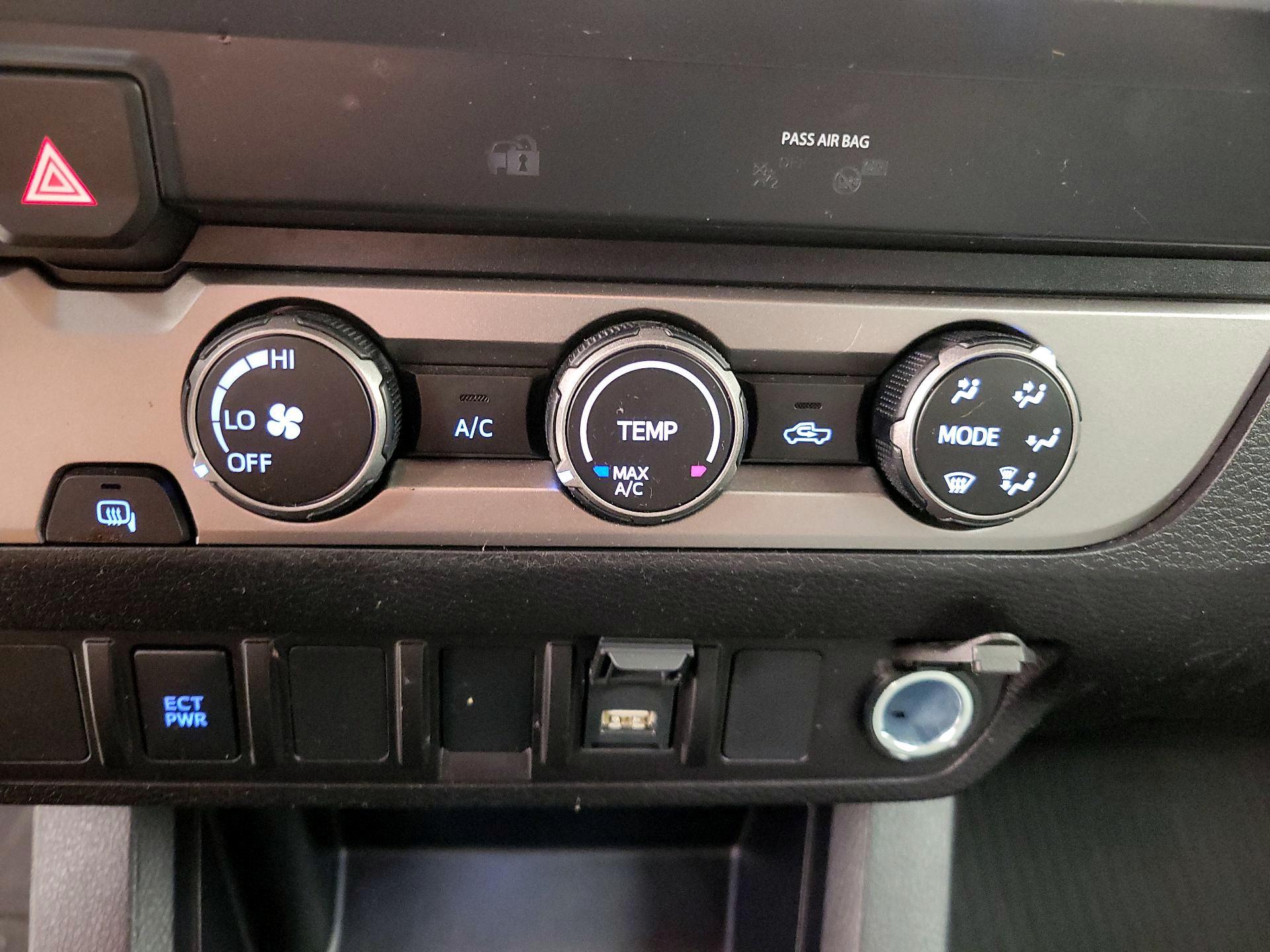 Thumbnail: 2021 Toyota Tacoma - 16