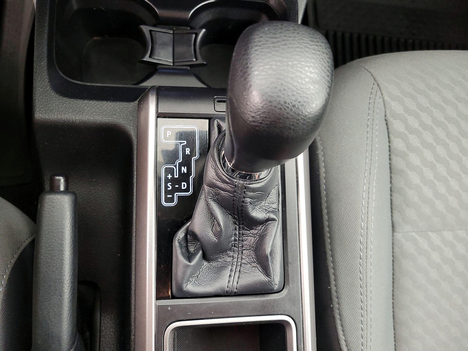 Thumbnail: 2021 Toyota Tacoma - 17