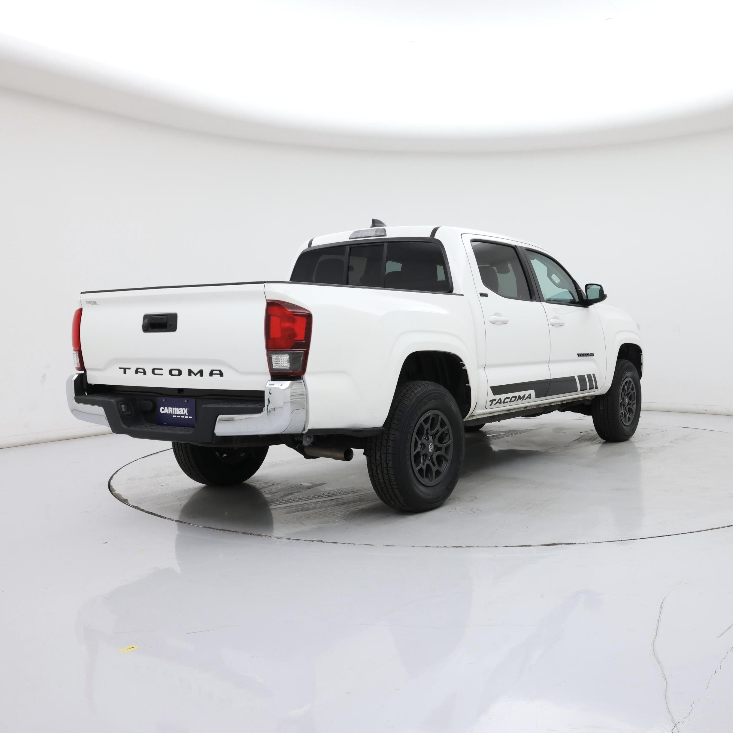 Thumbnail: 2021 Toyota Tacoma - 8