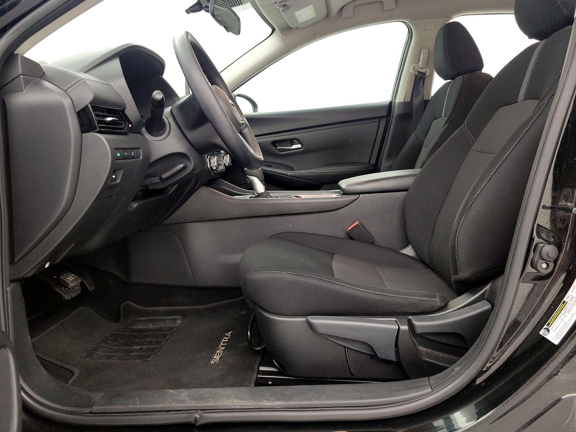 Thumbnail: 2024 Nissan Sentra - 11