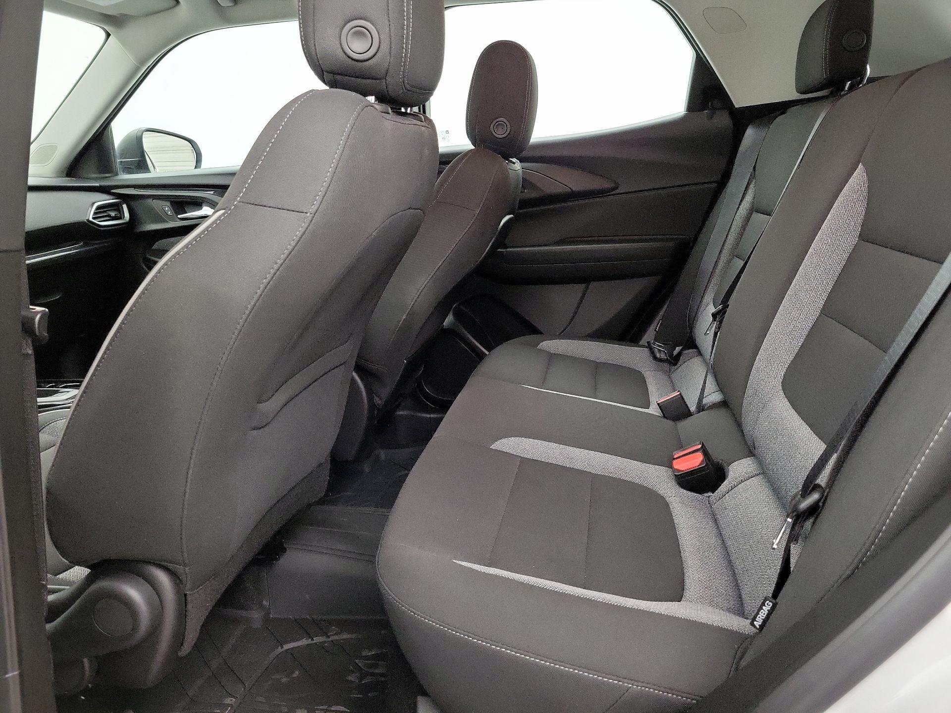 Thumbnail: 2023 Chevrolet TrailBlazer - 19