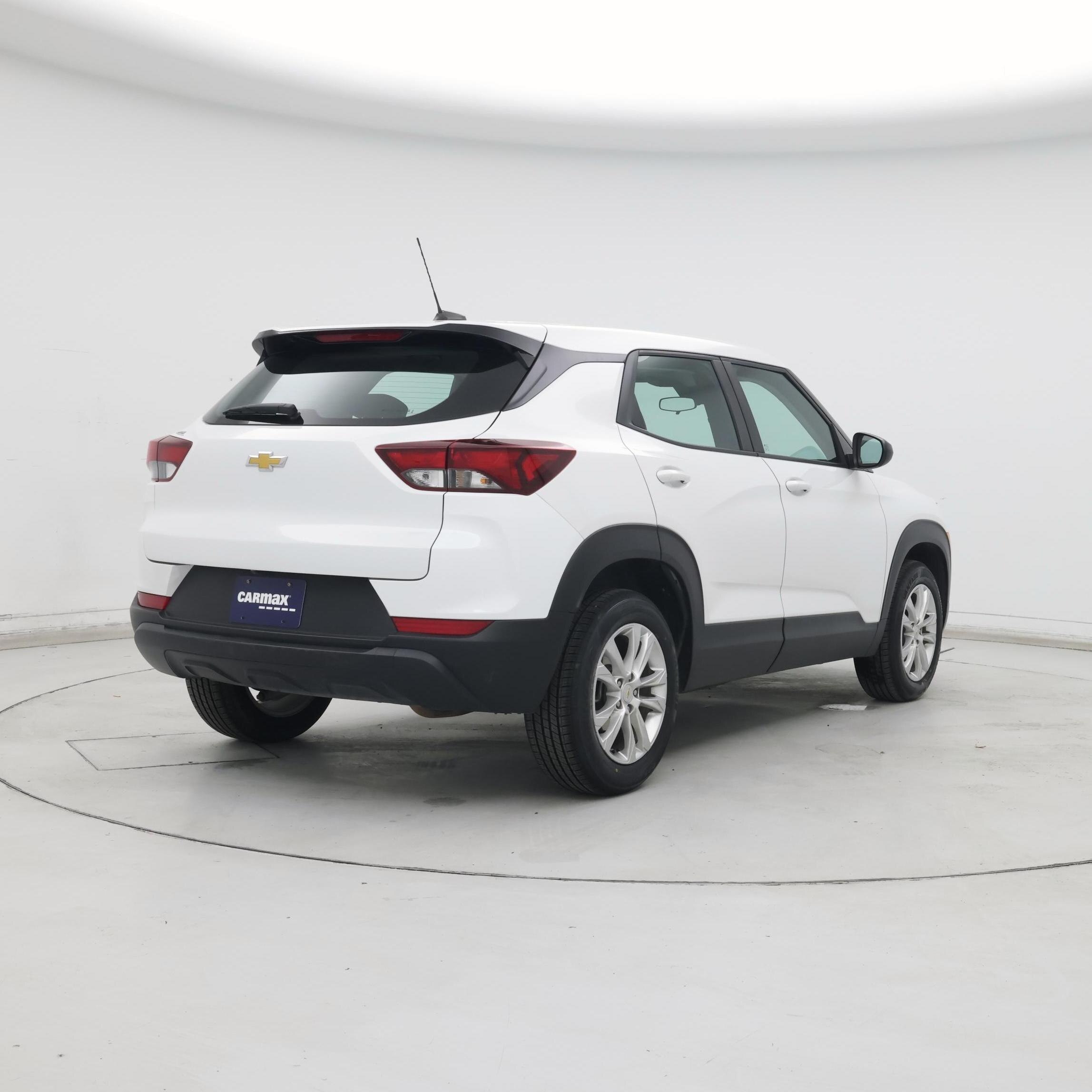 Thumbnail: 2023 Chevrolet TrailBlazer - 8