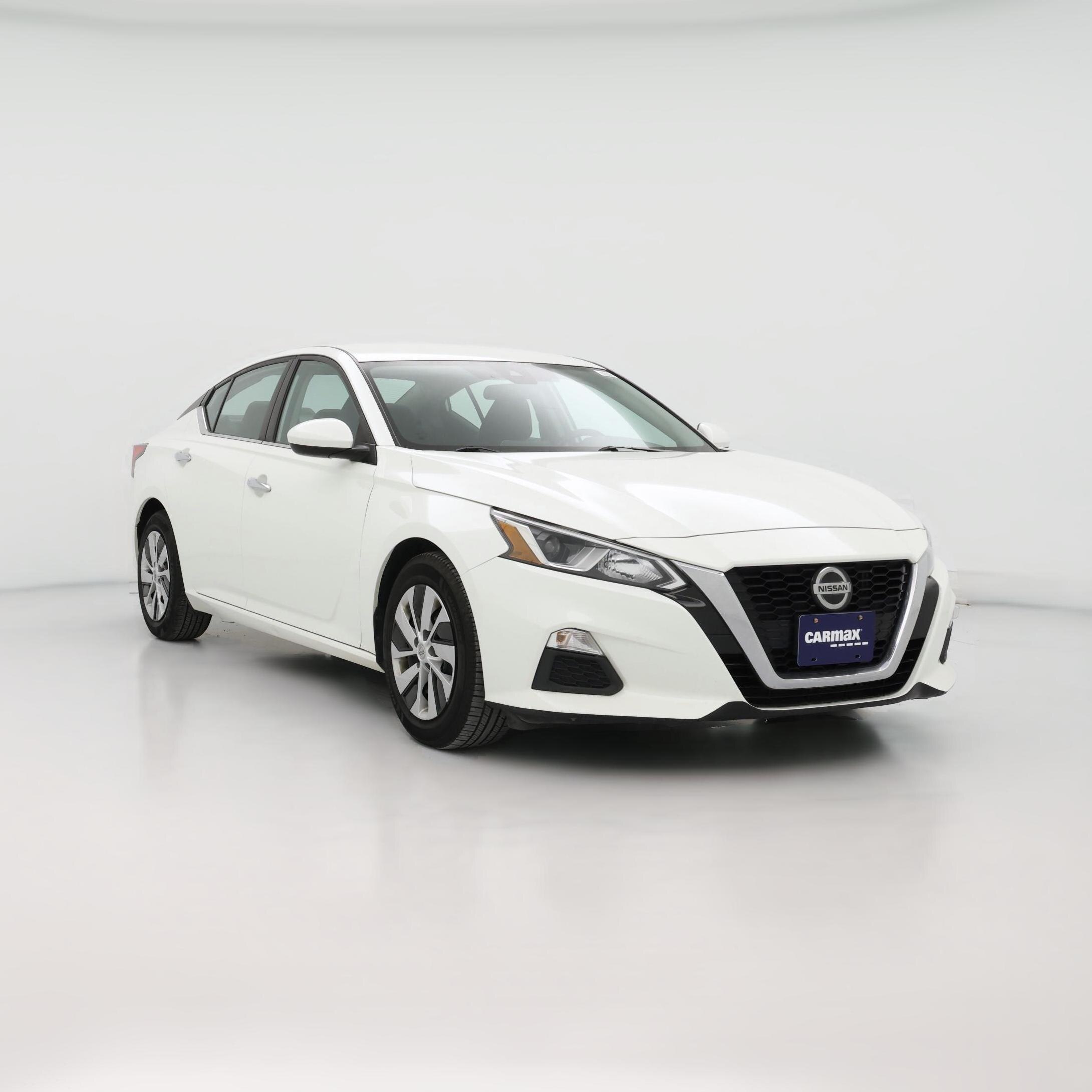 Thumbnail: 2020 Nissan Altima - 1