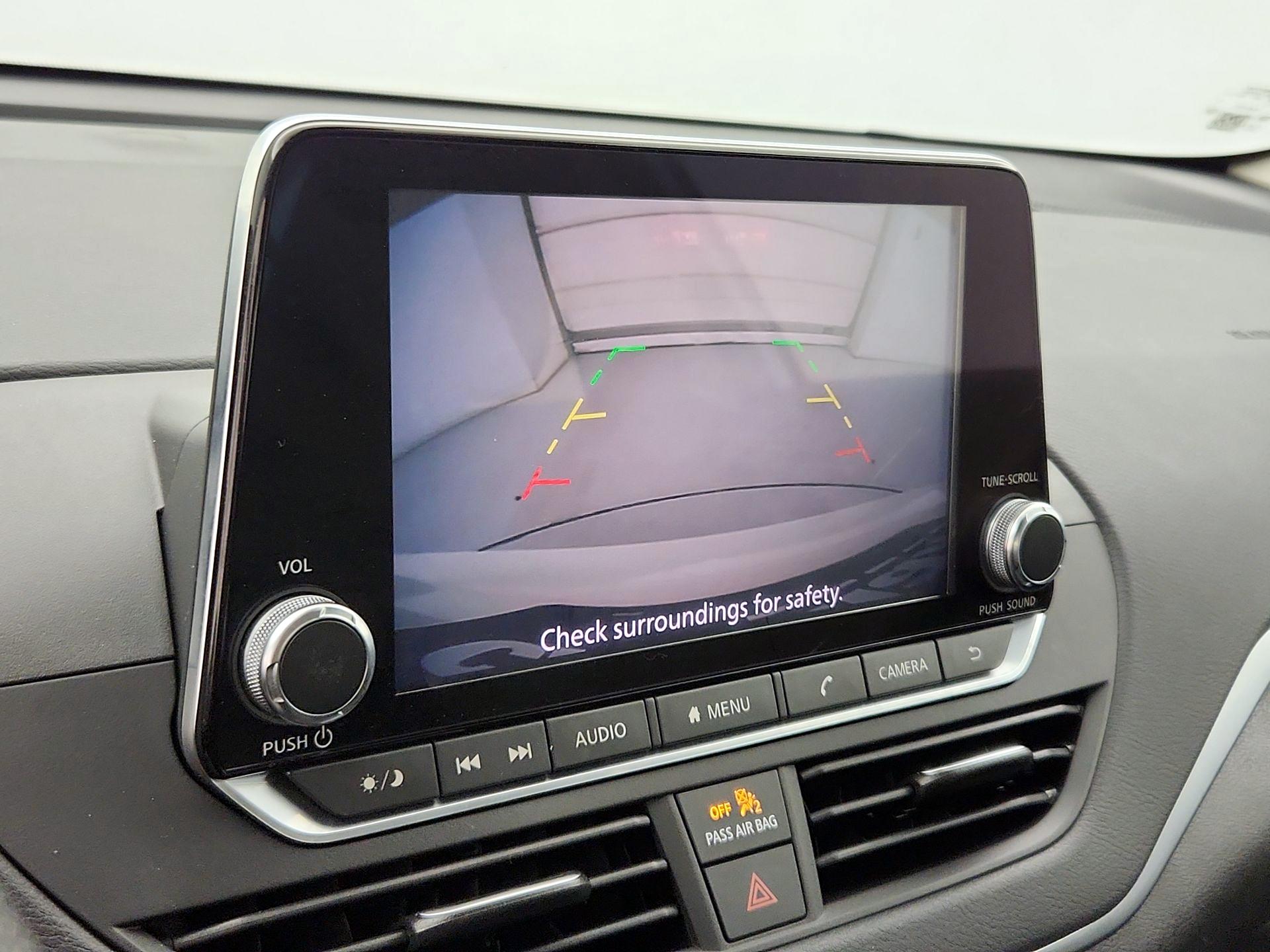 Thumbnail: 2020 Nissan Altima - 14