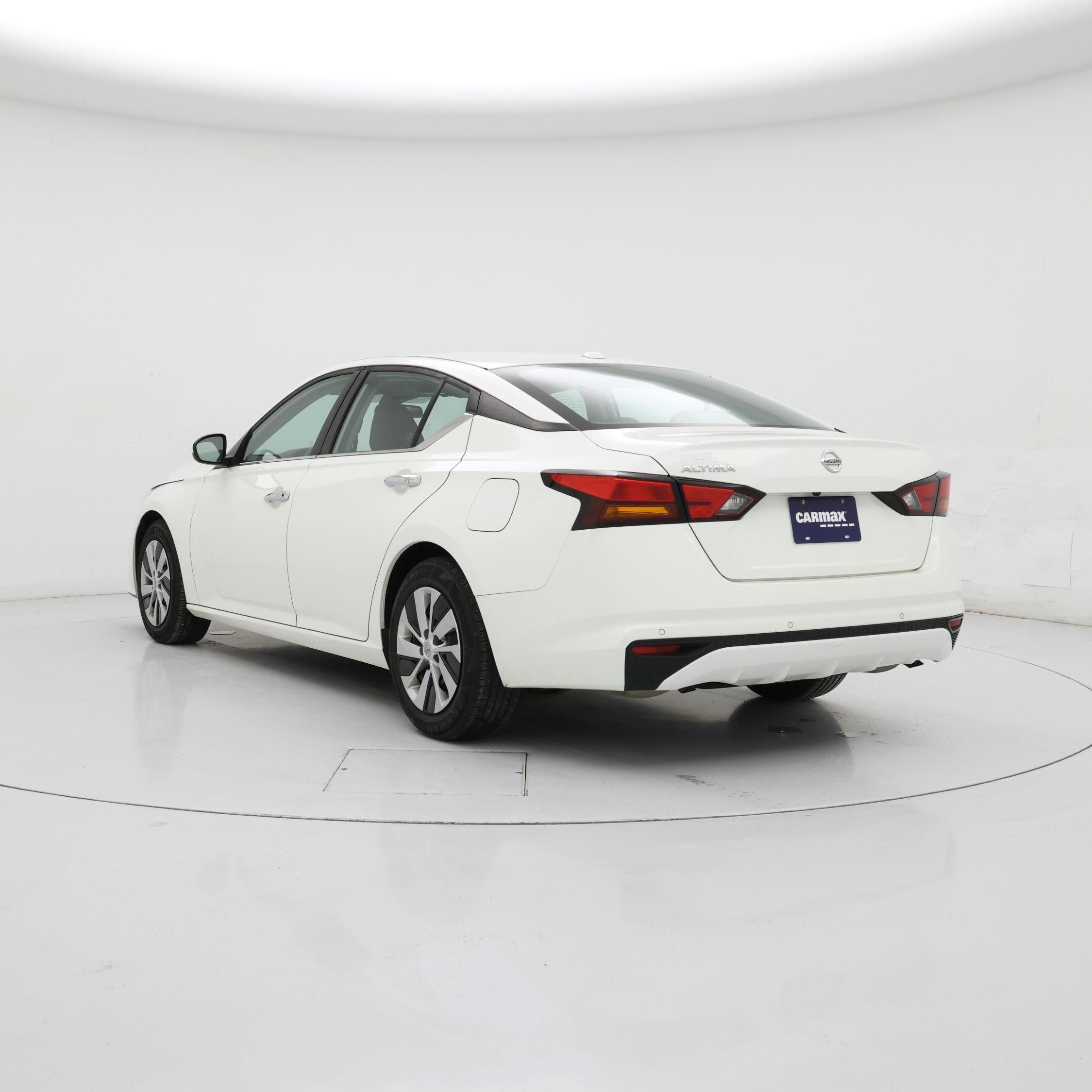 Thumbnail: 2020 Nissan Altima - 2