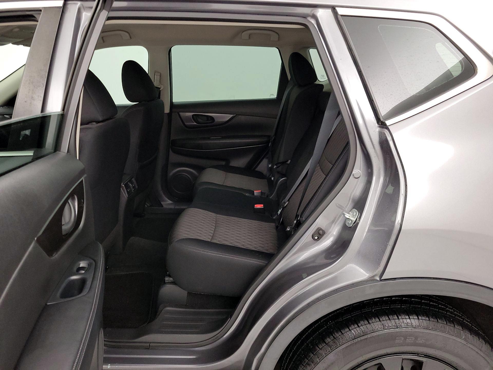 Thumbnail: 2020 Nissan Rogue - 19