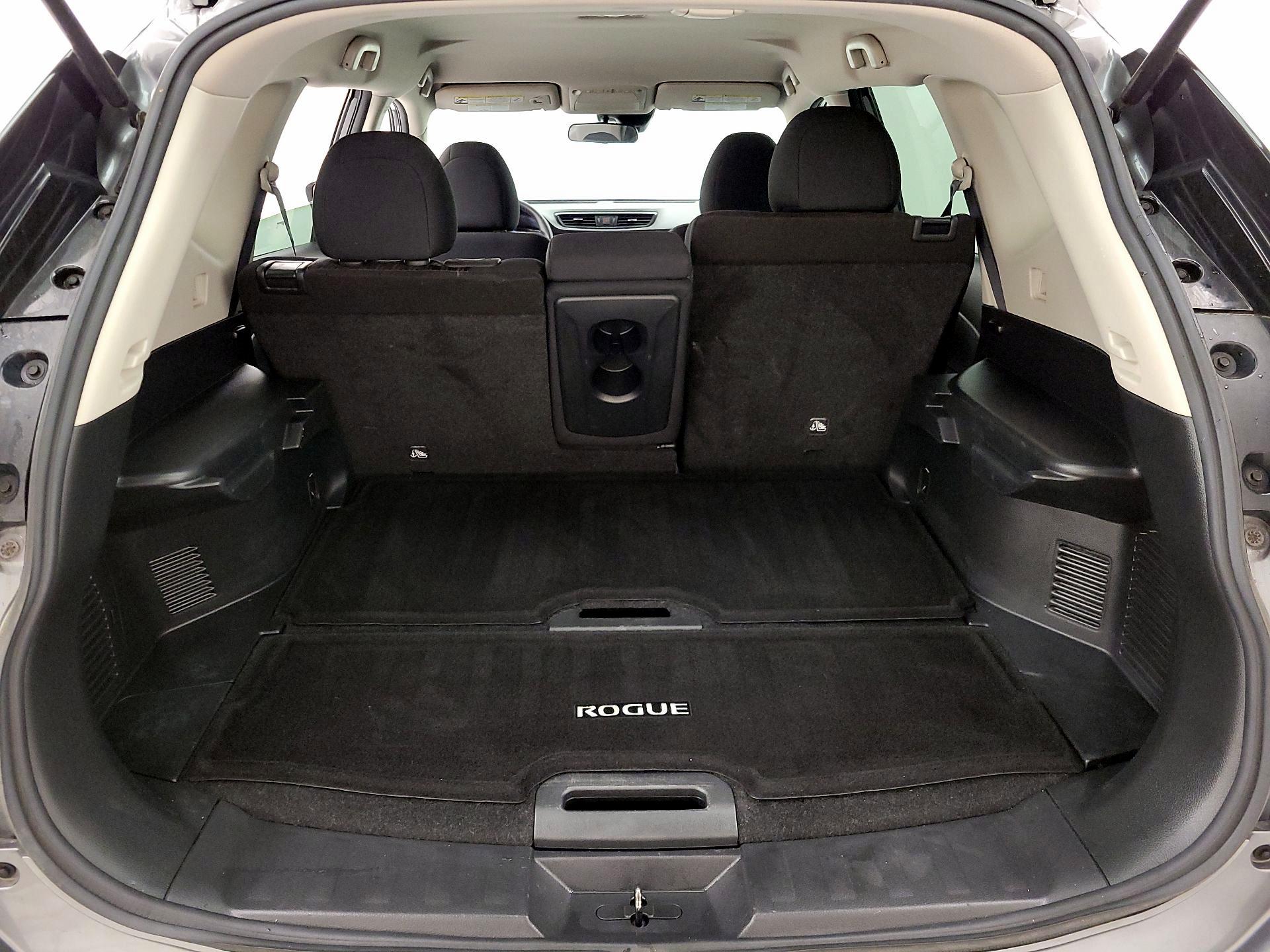 Thumbnail: 2020 Nissan Rogue - 20