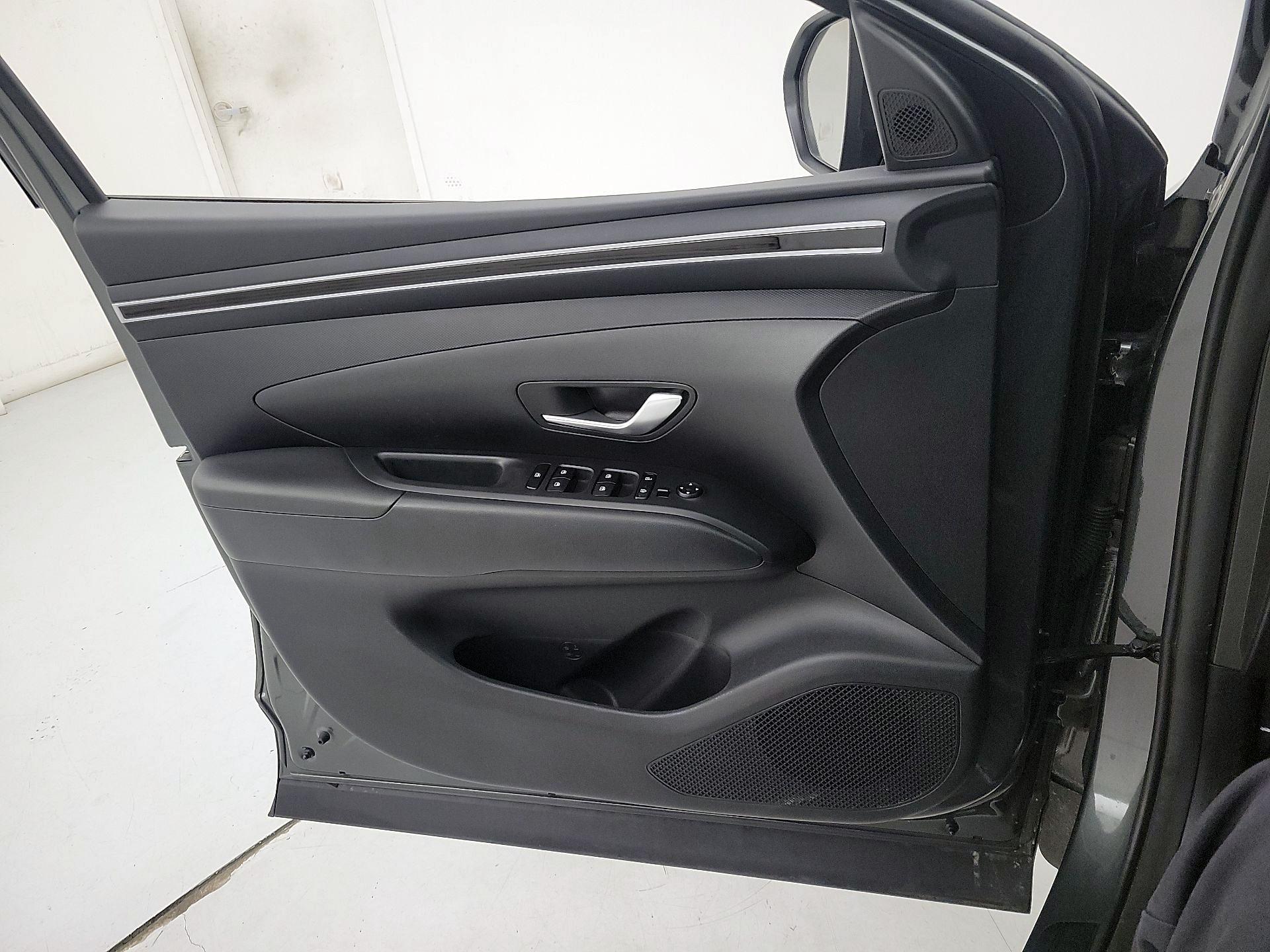 Thumbnail: 2024 Hyundai Tucson - 10