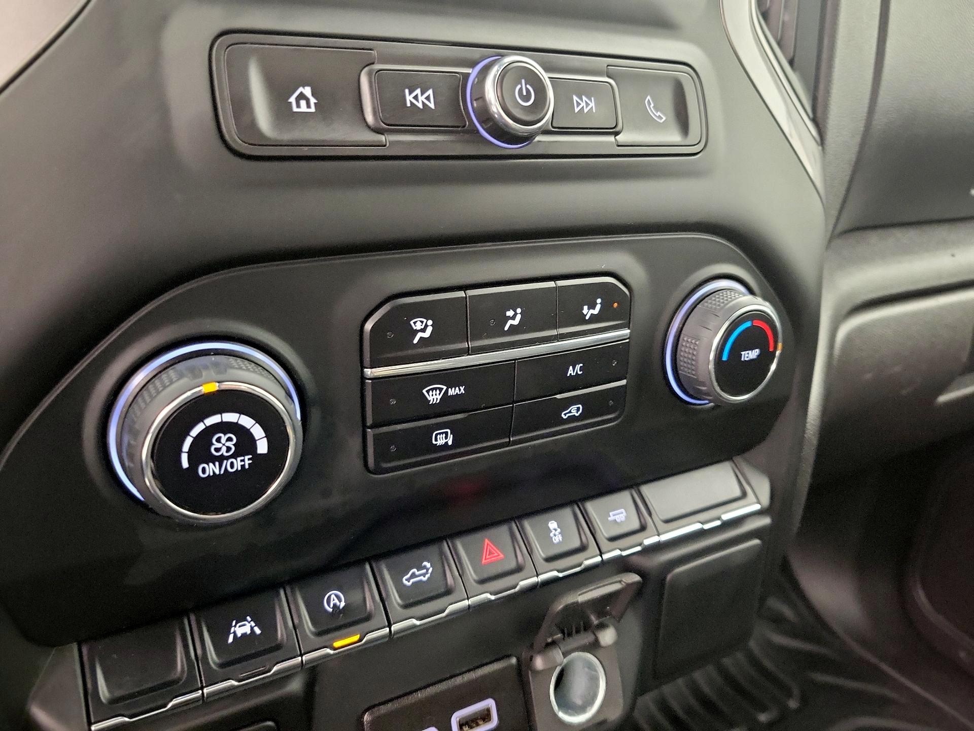 Thumbnail: 2024 Chevrolet Silverado 1500 - 16