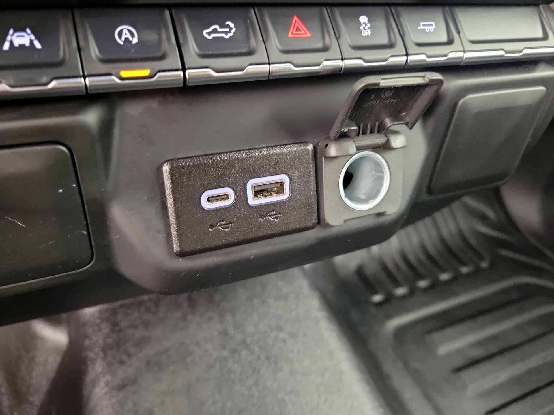 Thumbnail: 2024 Chevrolet Silverado 1500 - 18