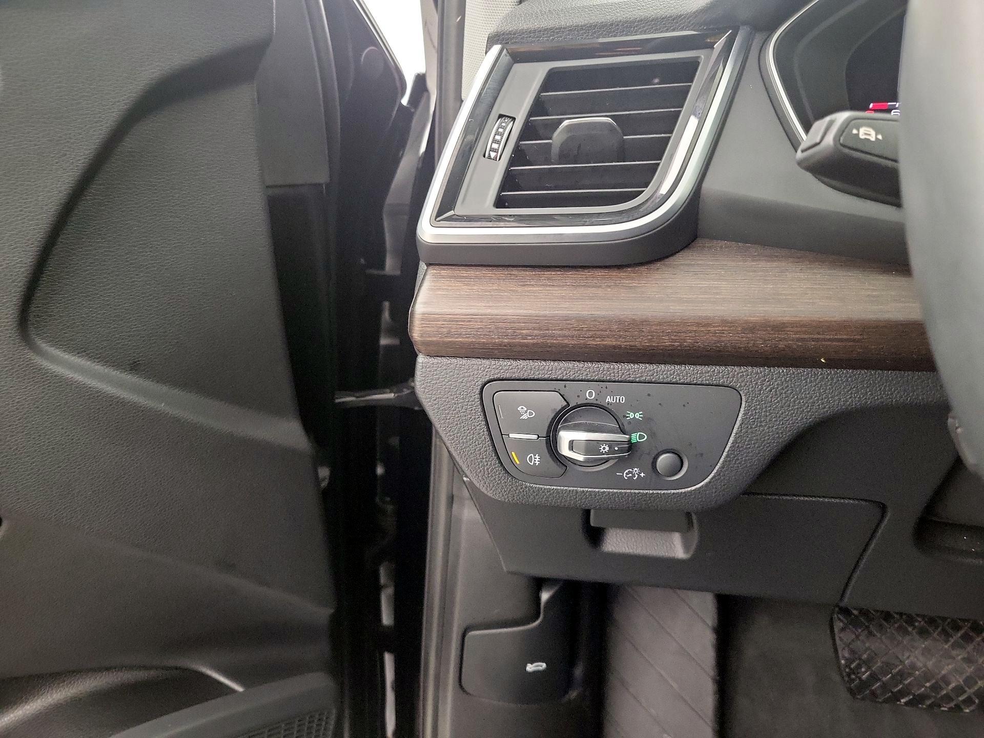 Thumbnail: 2023 Audi Q5 - 13