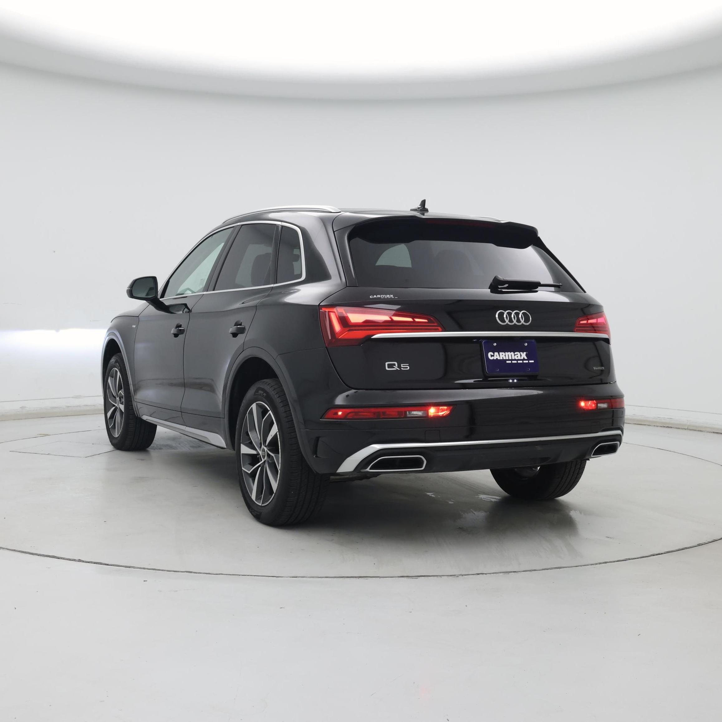 Thumbnail: 2023 Audi Q5 - 2