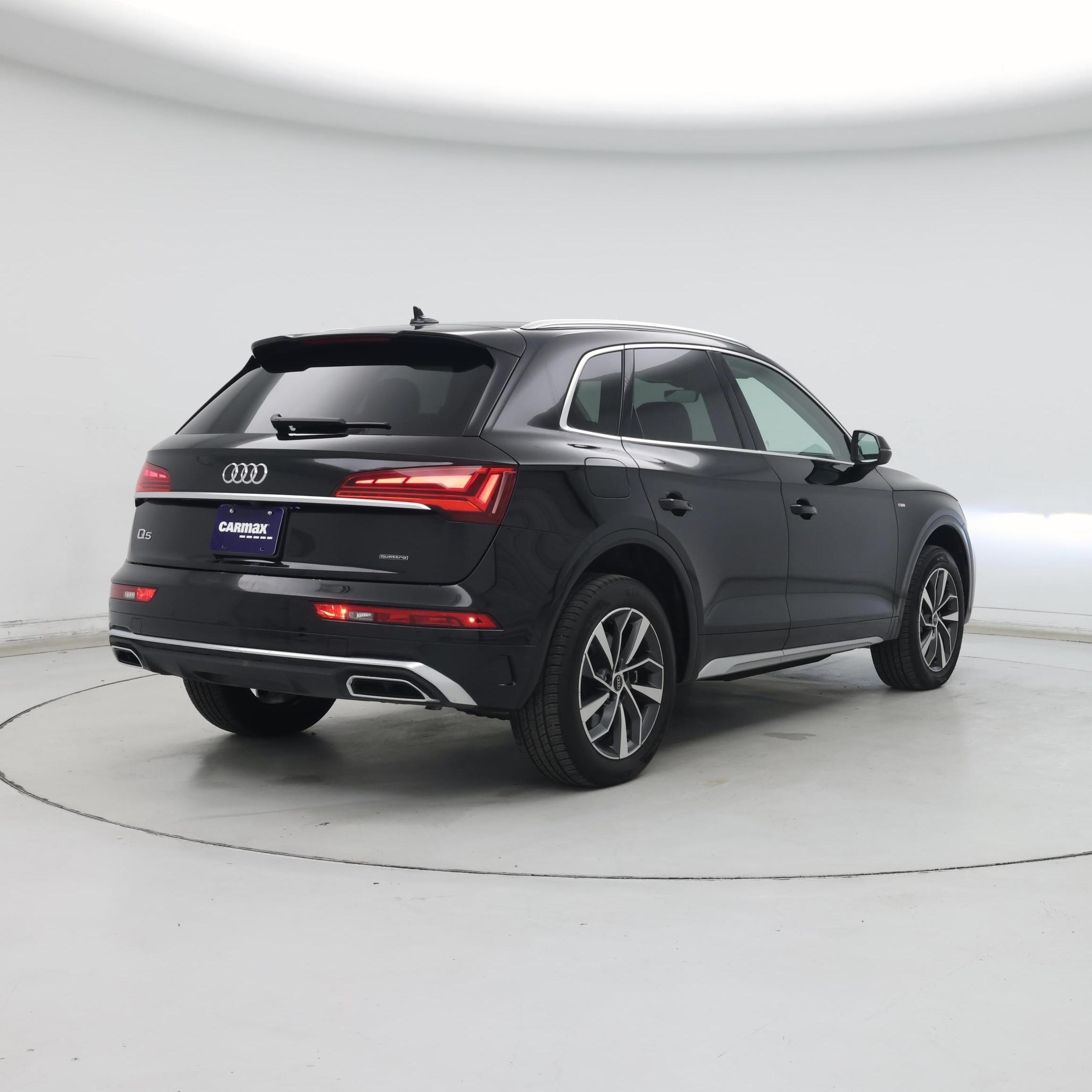 Thumbnail: 2023 Audi Q5 - 8