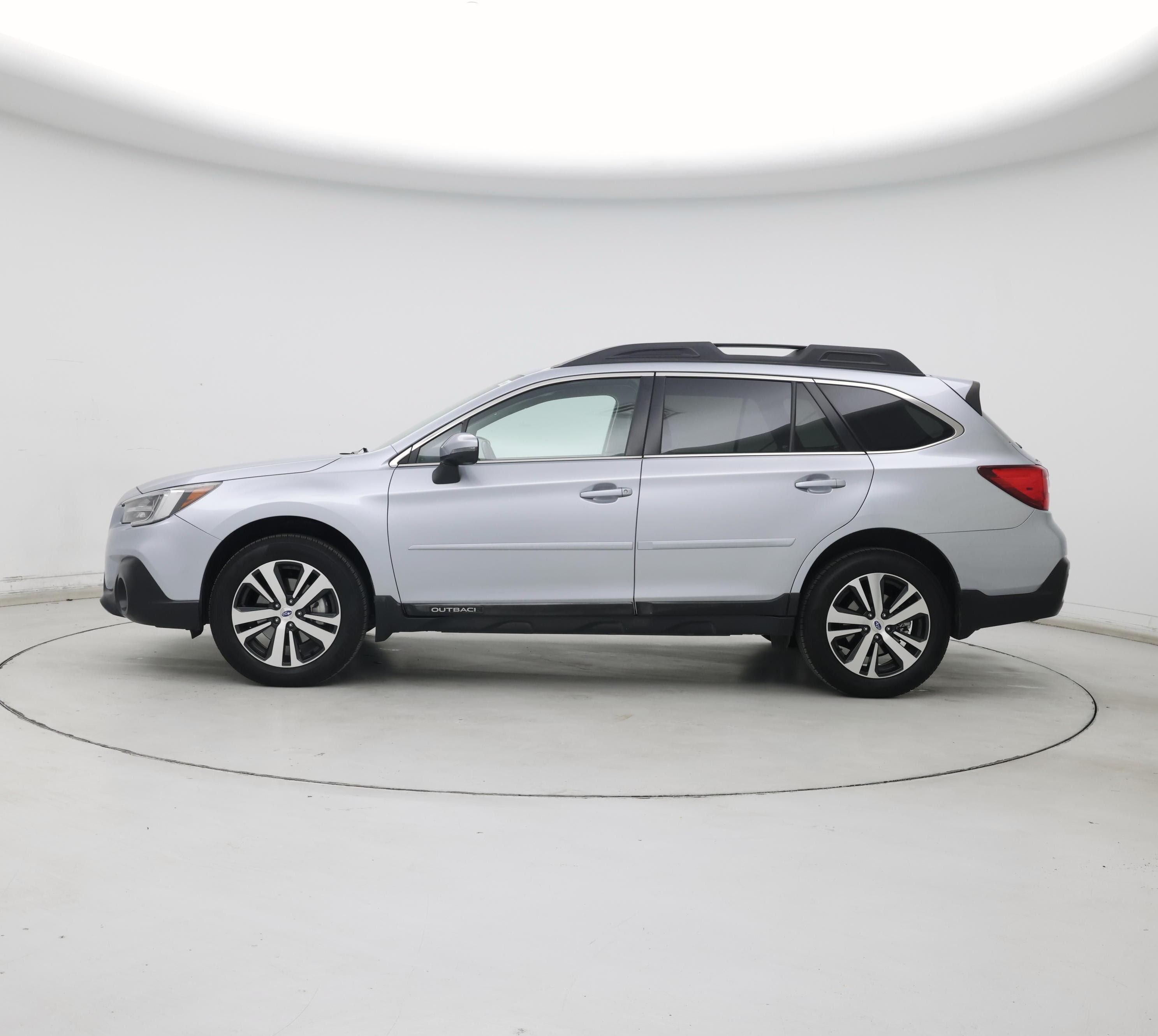 Thumbnail: 2019 Subaru Outback - 3