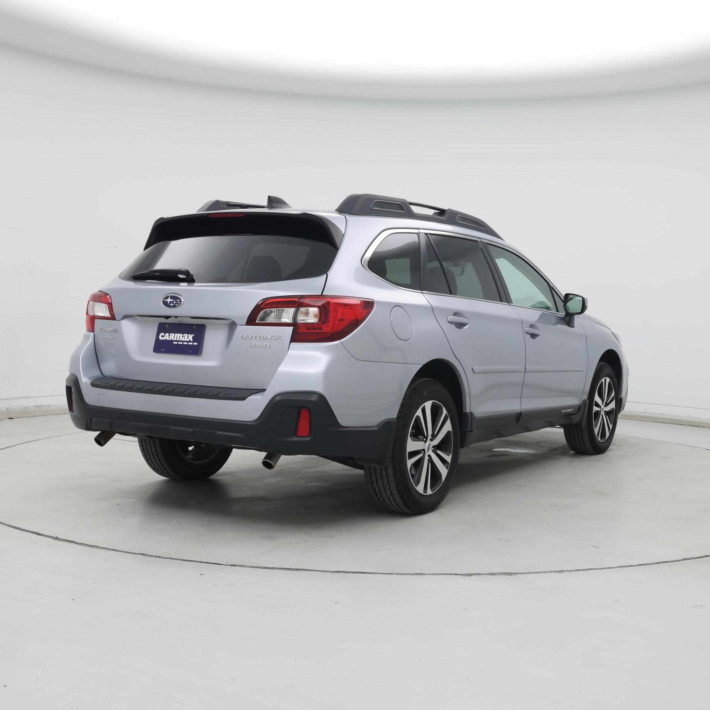 Thumbnail: 2018 Subaru Outback - 8