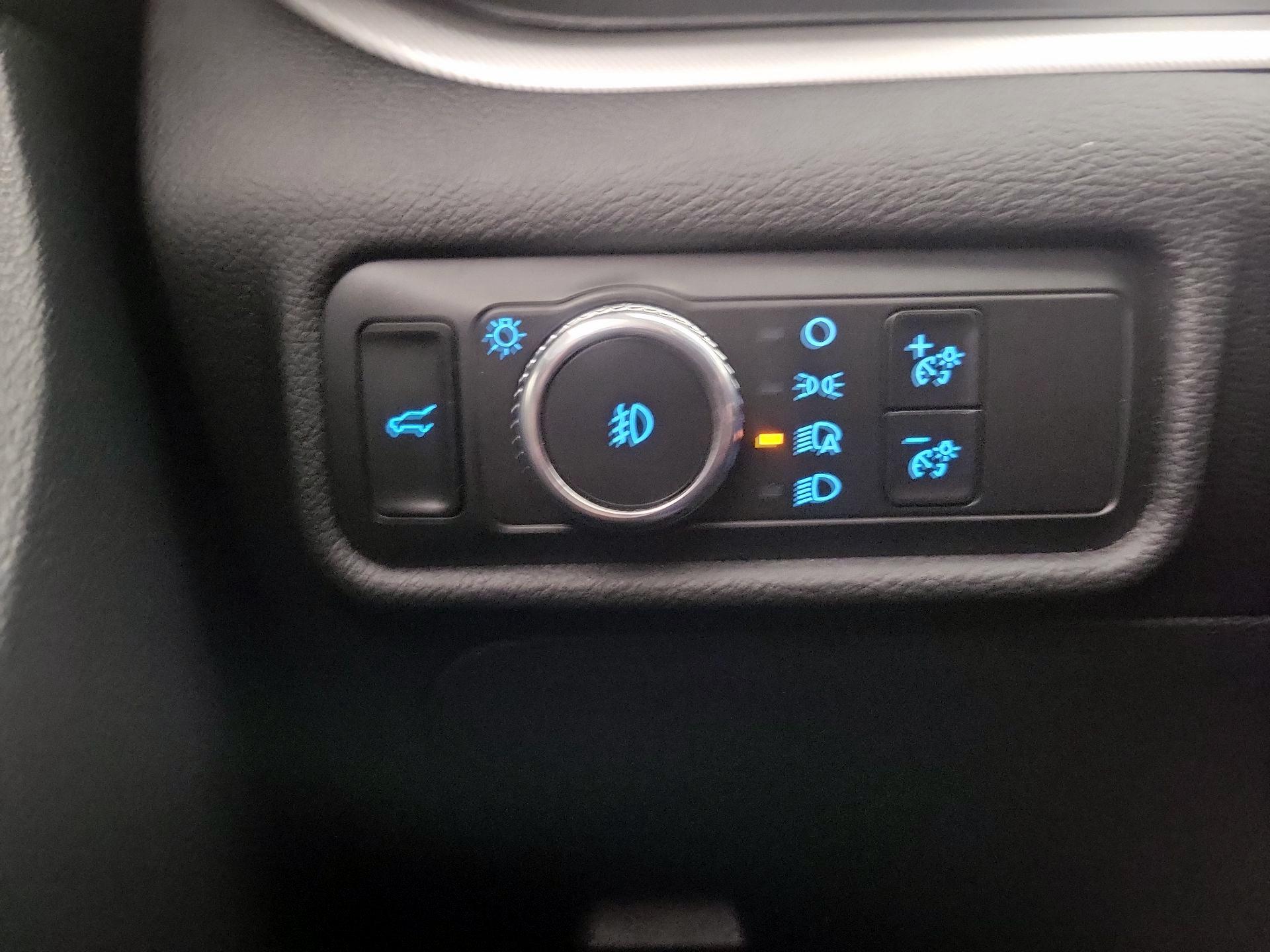 Thumbnail: 2021 Ford Explorer - 13