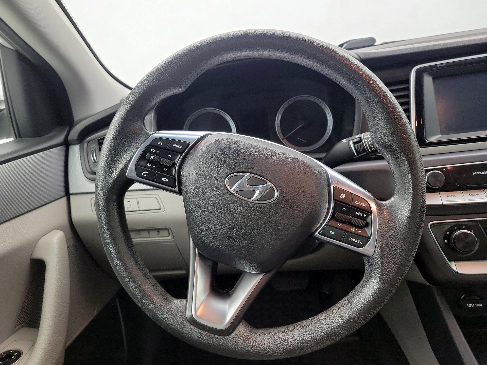 Thumbnail: 2018 Hyundai Sonata - 10