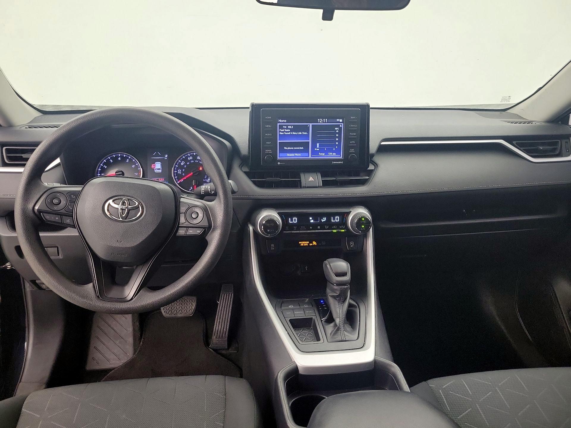 Thumbnail: 2020 Toyota RAV4 - 9