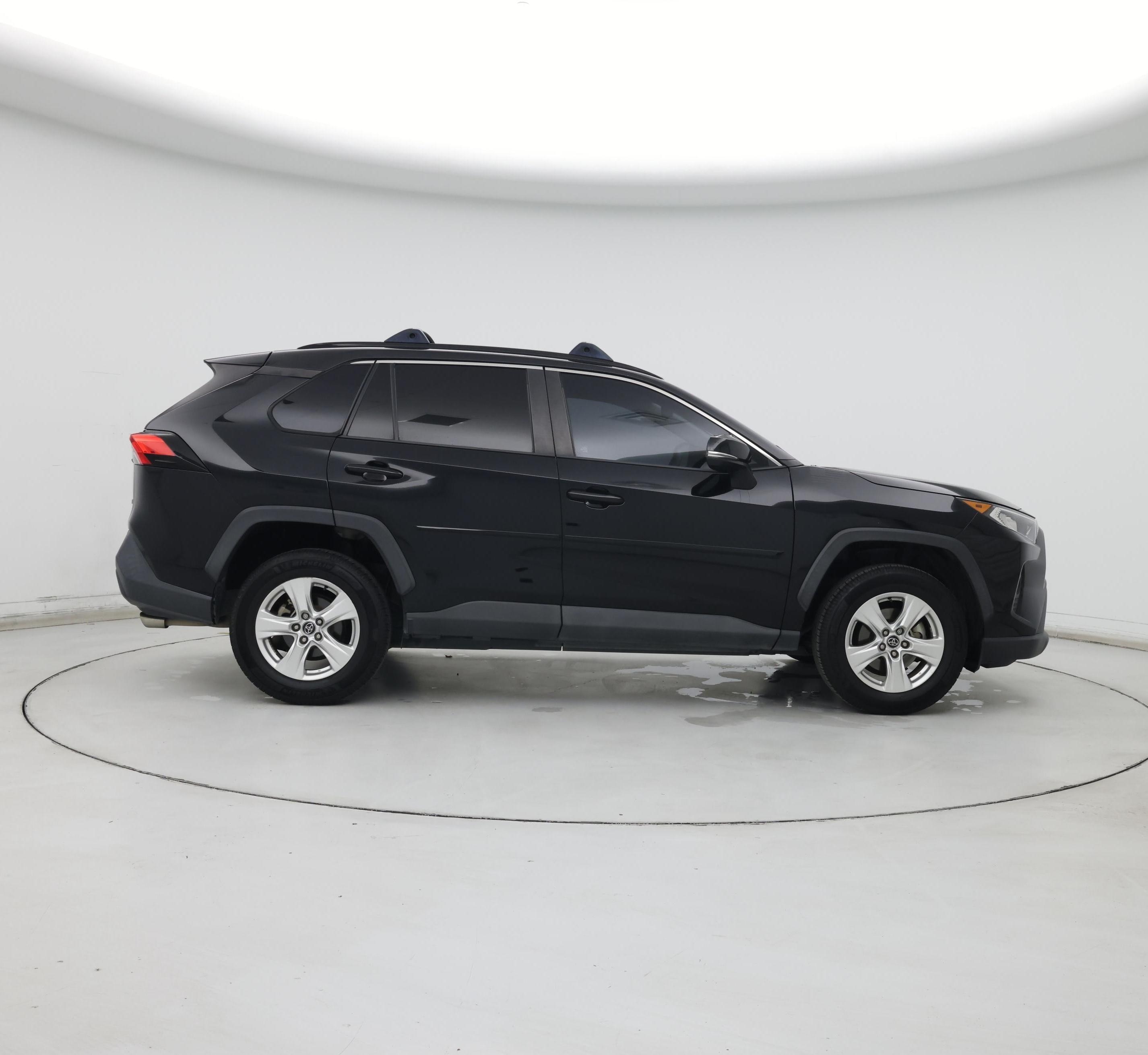 Thumbnail: 2020 Toyota RAV4 - 7