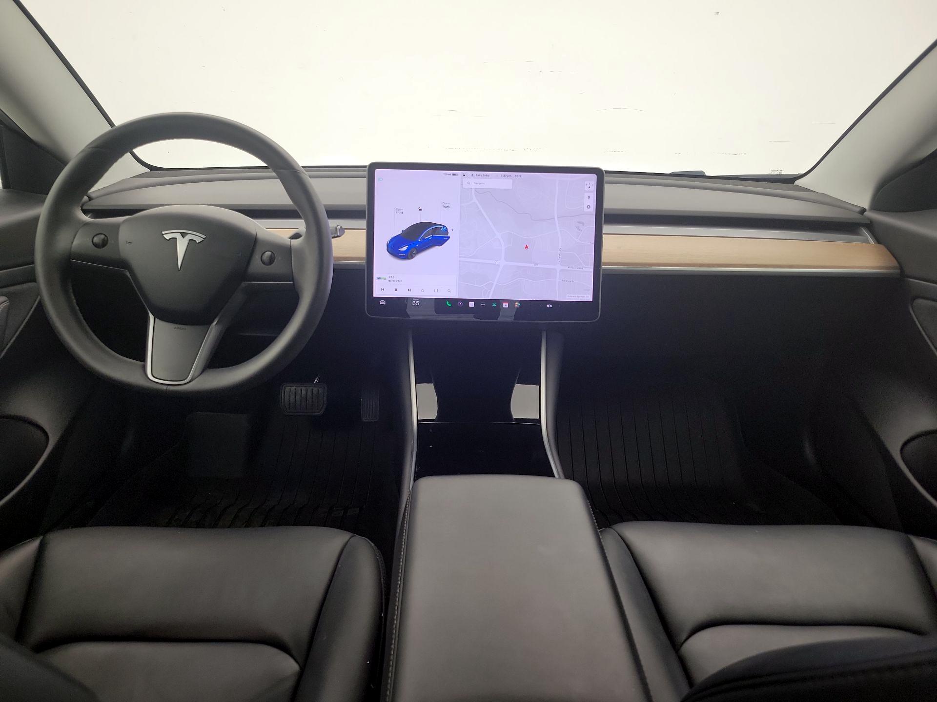 Thumbnail: 2020 Tesla Model 3 - 9