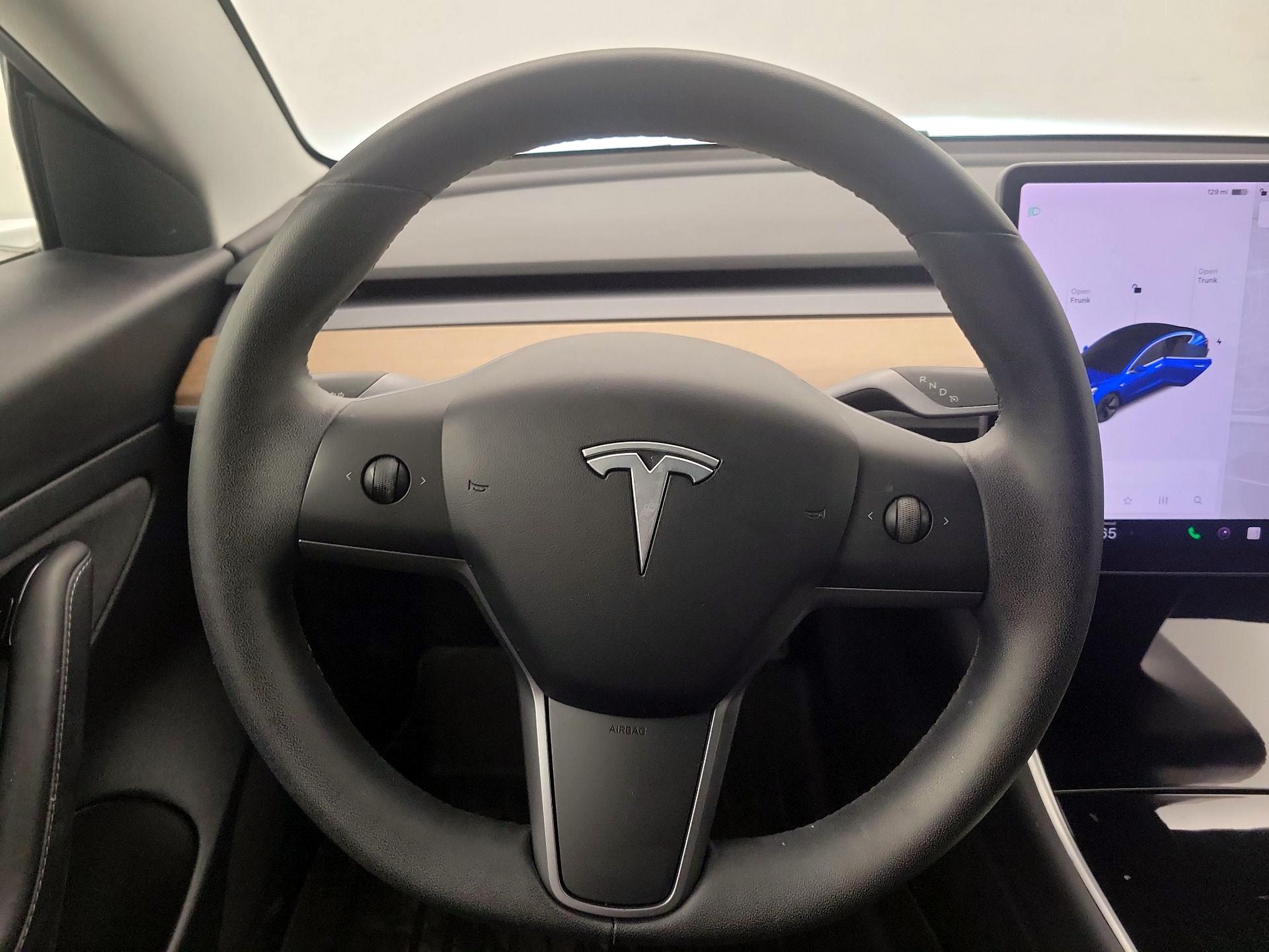Thumbnail: 2020 Tesla Model 3 - 10