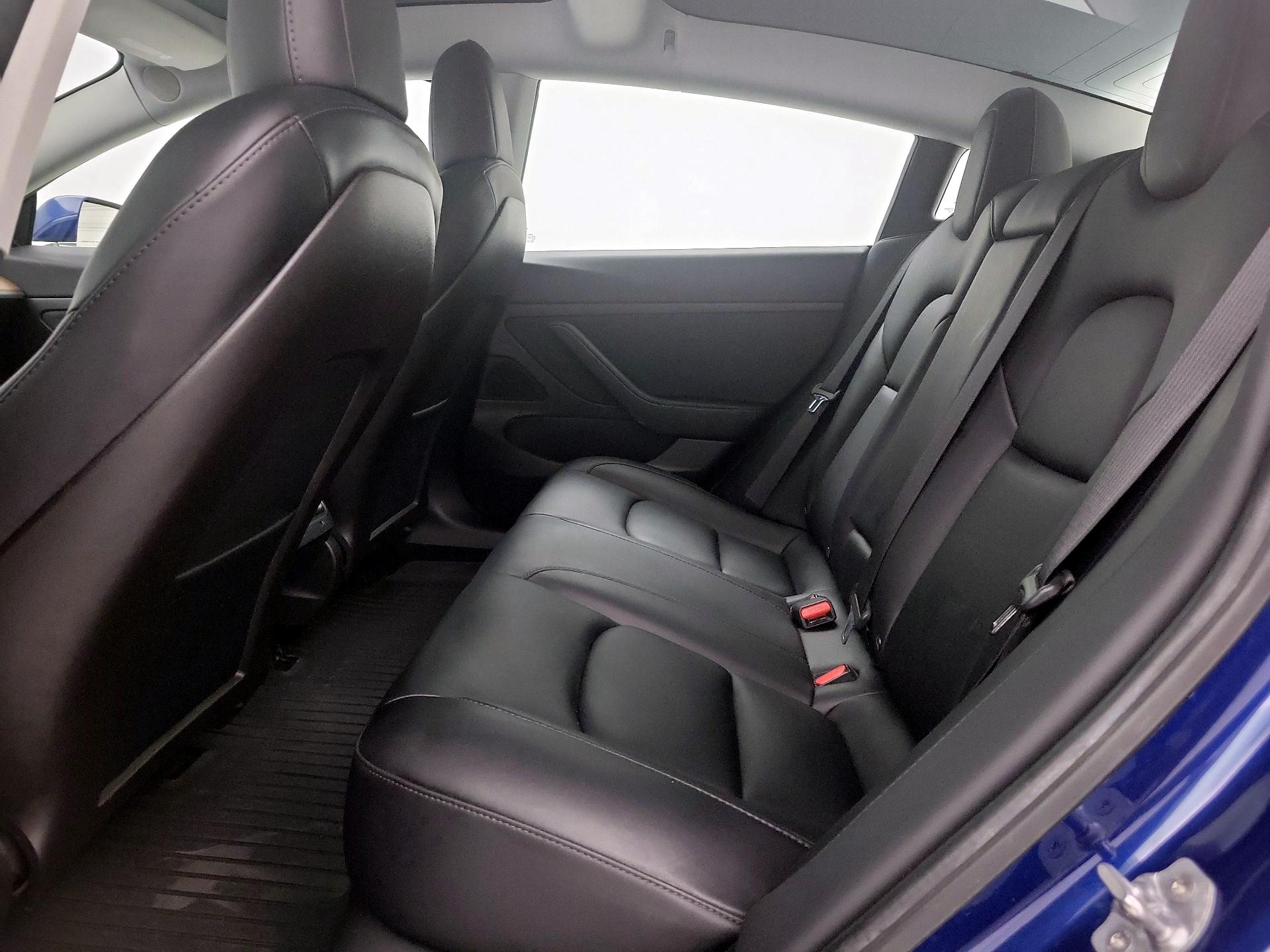 Thumbnail: 2020 Tesla Model 3 - 20