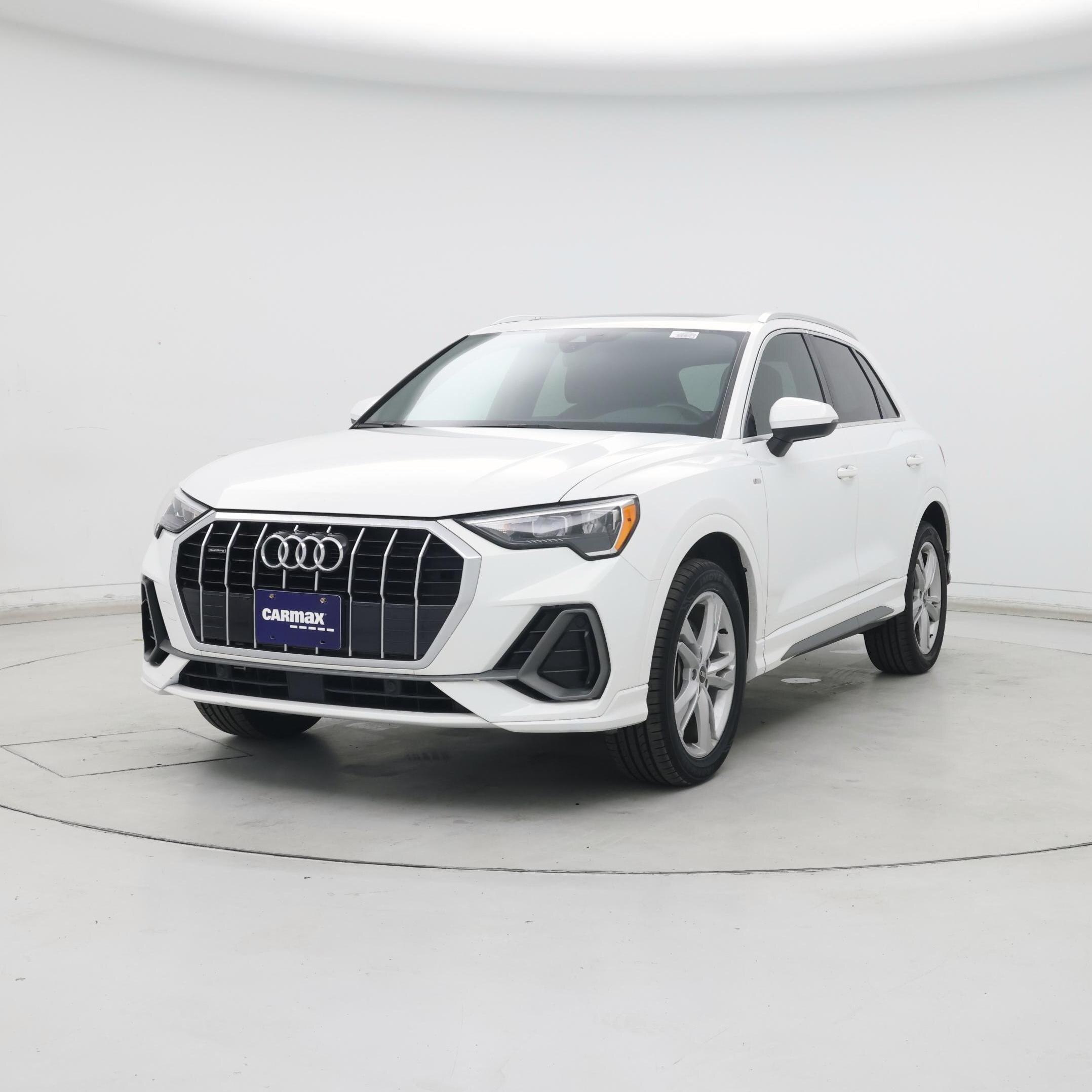 Thumbnail: 2021 Audi Q3 - 4