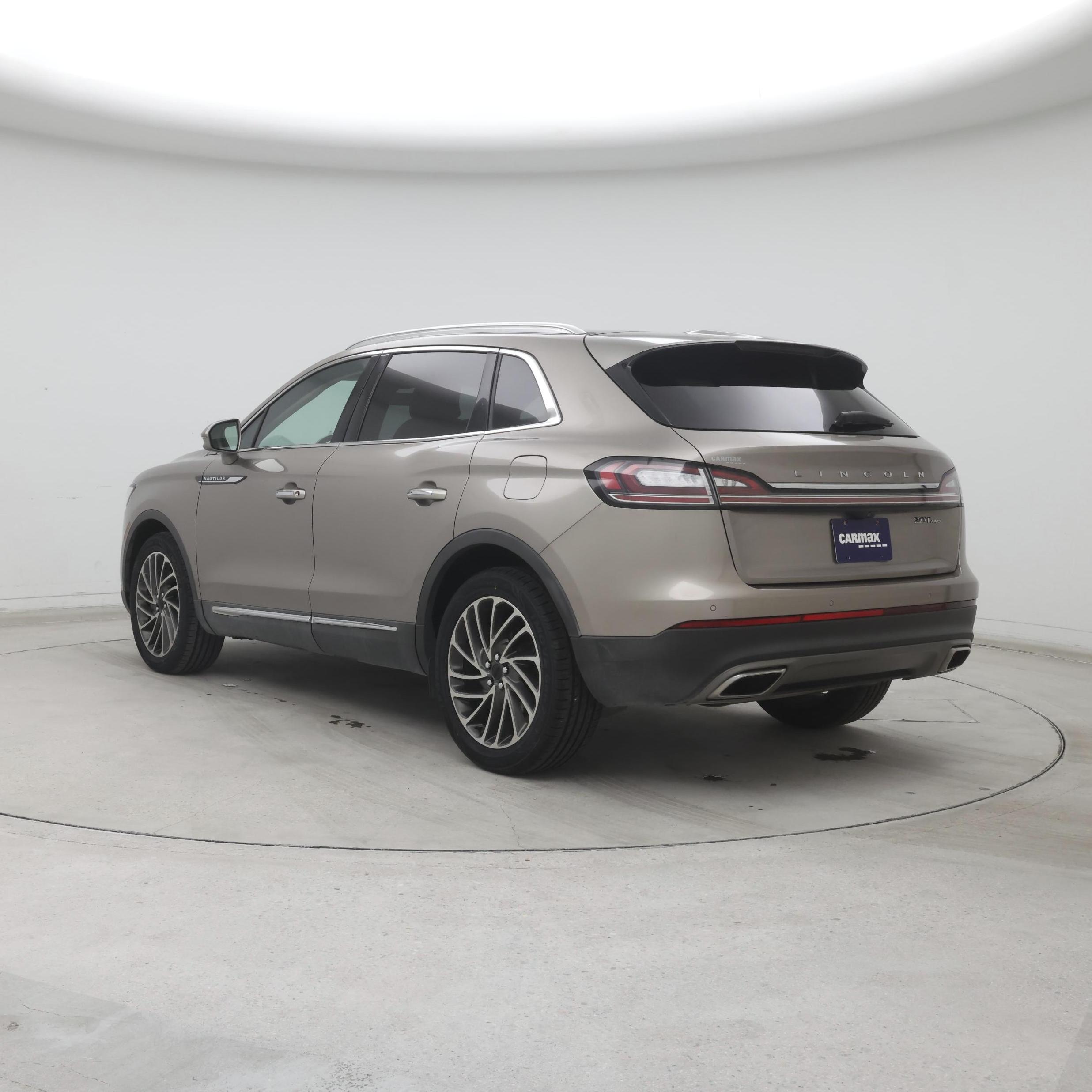 Thumbnail: 2019 Lincoln Nautilus - 2