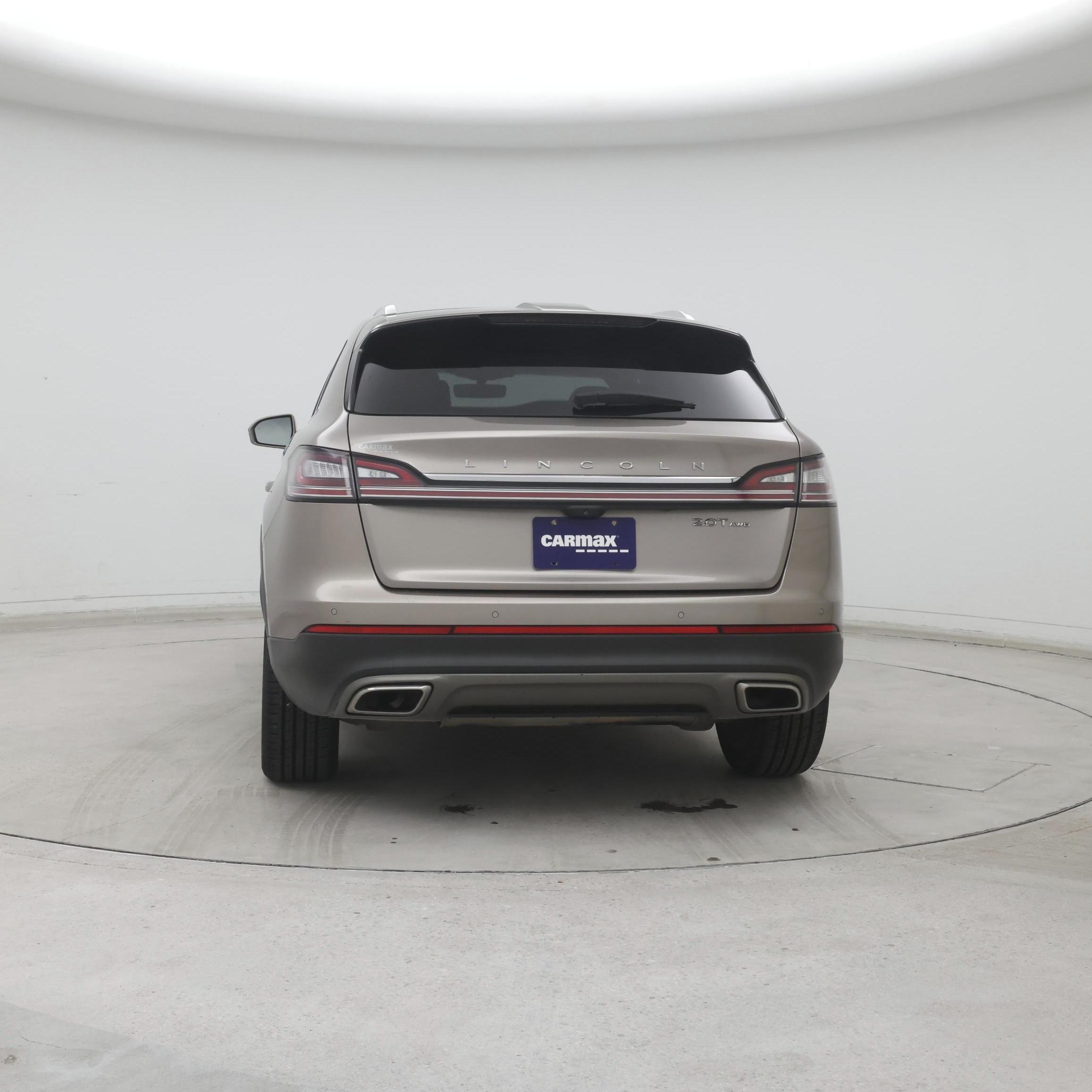 Thumbnail: 2019 Lincoln Nautilus - 6