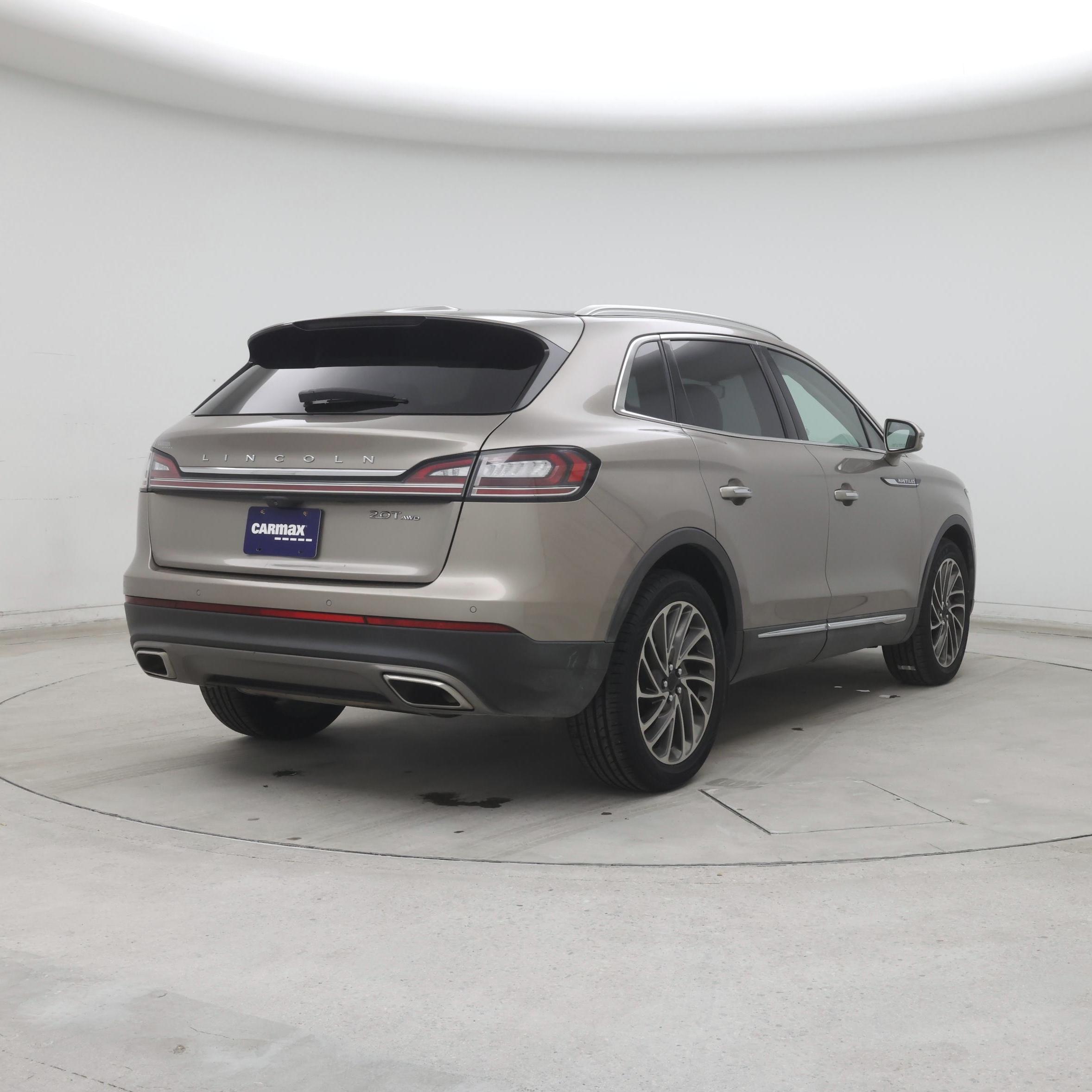 Thumbnail: 2019 Lincoln Nautilus - 8