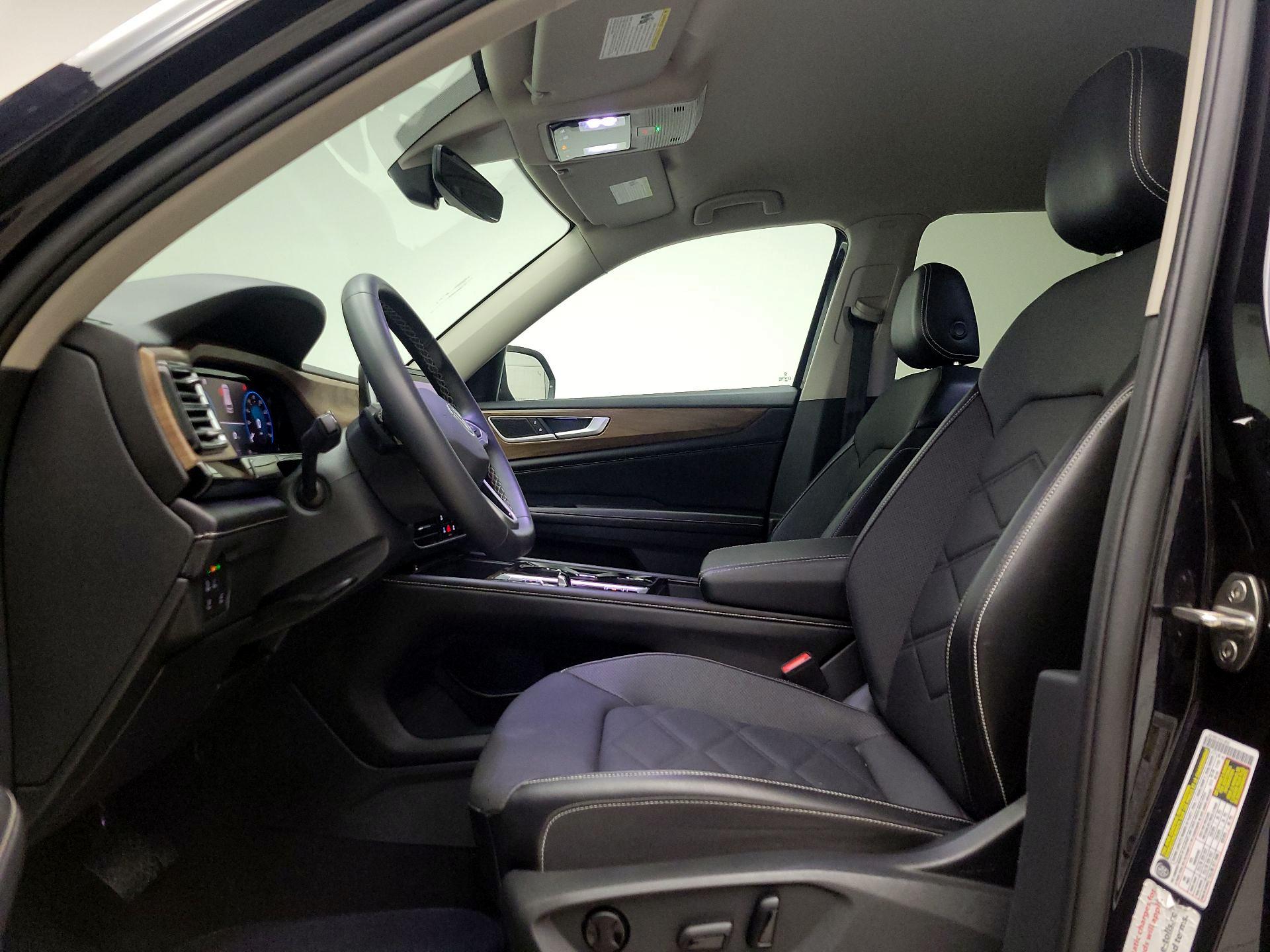 Thumbnail: 2024 Volkswagen Atlas - 11