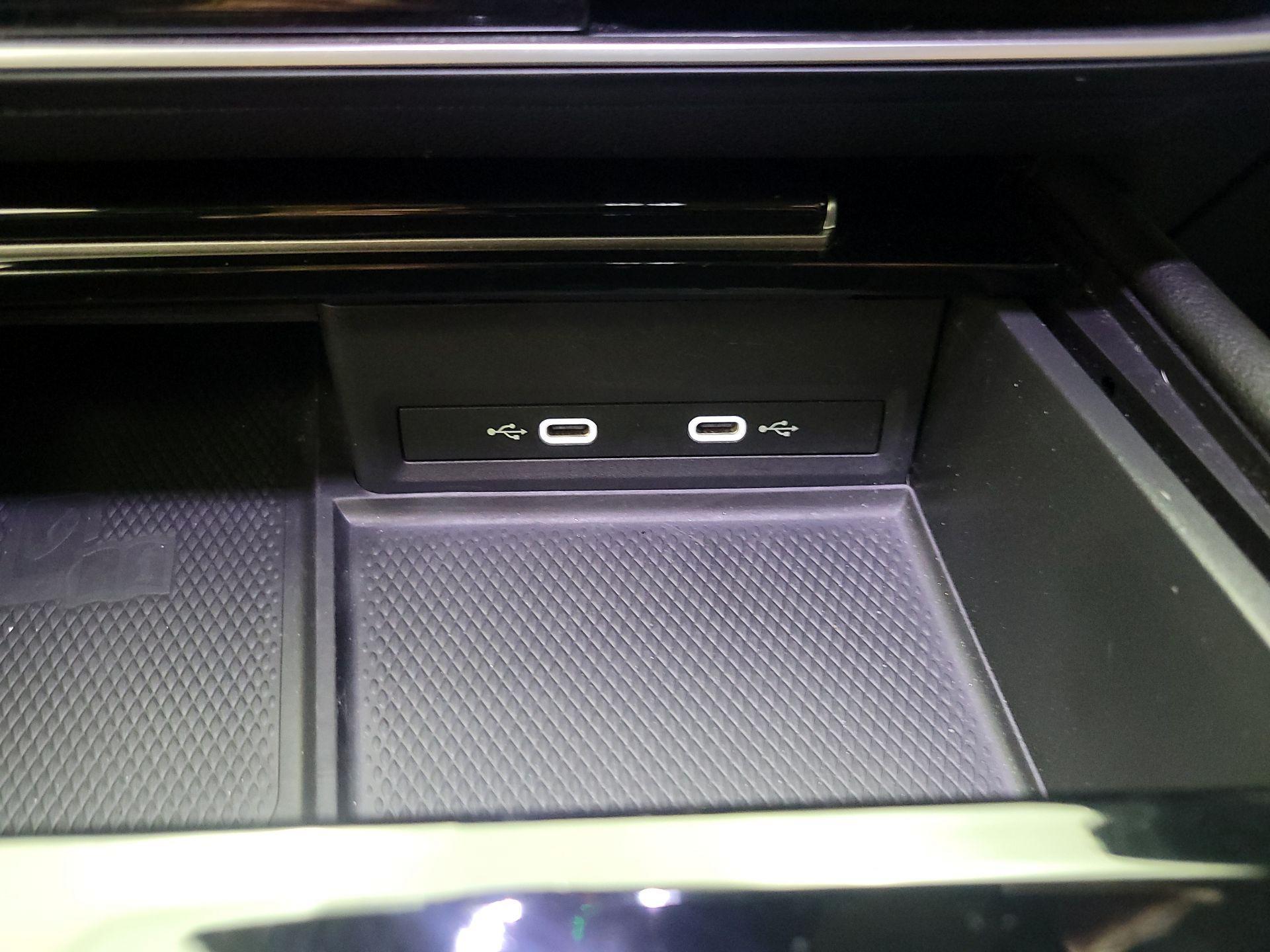 Thumbnail: 2024 Volkswagen Atlas - 18