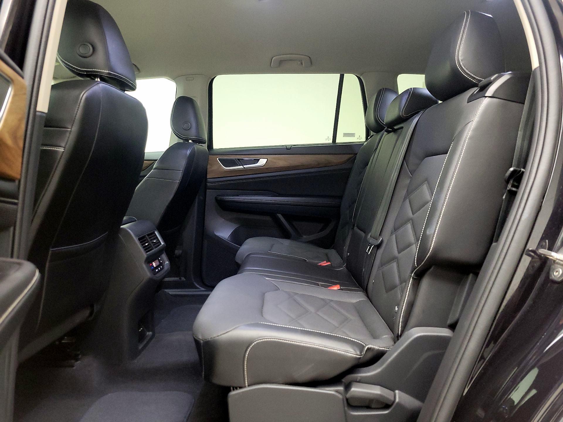 Thumbnail: 2024 Volkswagen Atlas - 19