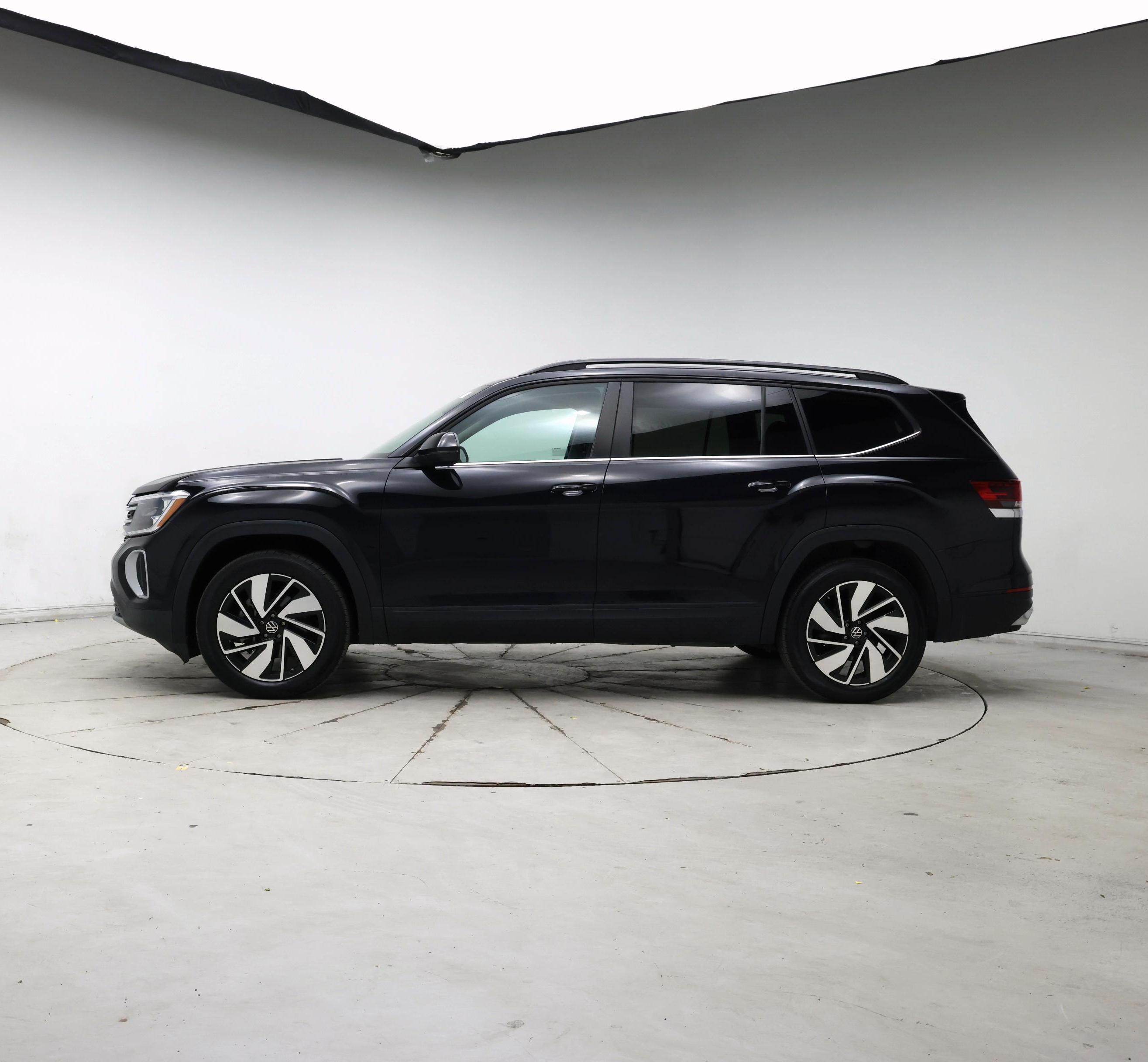 Thumbnail: 2024 Volkswagen Atlas - 3