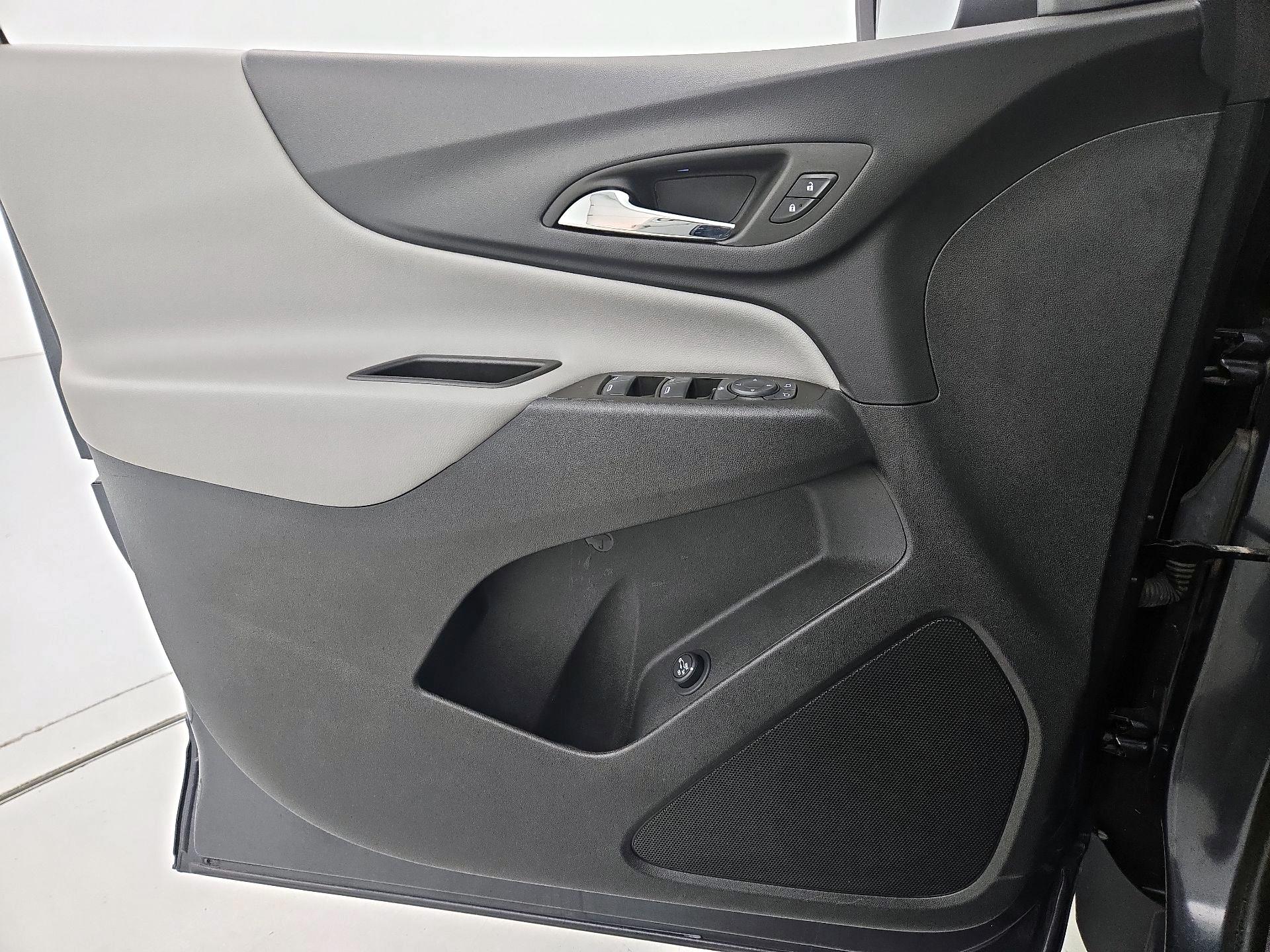 Thumbnail: 2023 Chevrolet Equinox - 12